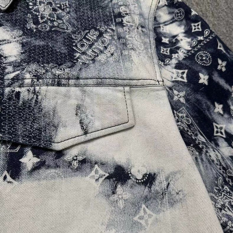 Louis Vuitton LOUIS VUITTON Denim Cashew Flower Tie-Dye Full Logo Short S Size US XL / EU 56 / 4 - 4 Thumbnail