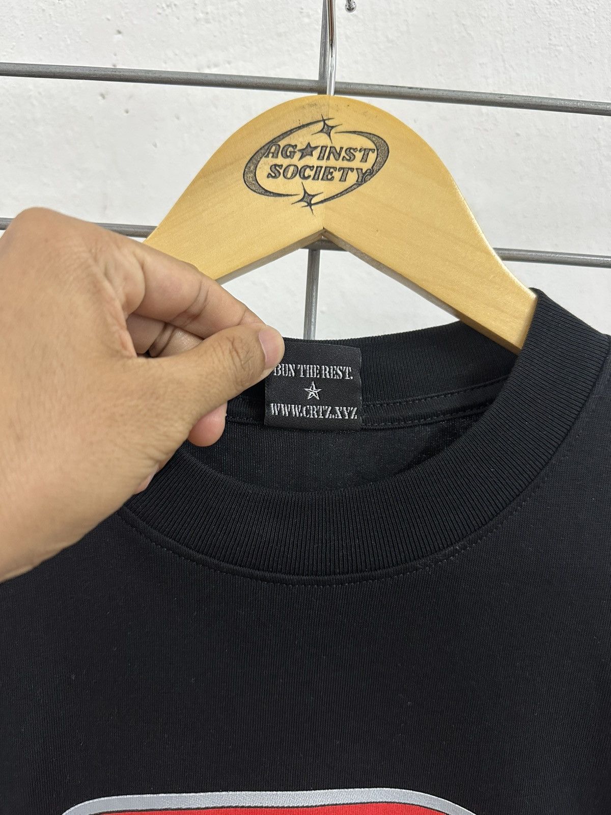 Corteiz Corteiz Shield Tee Ripped Off Ducati Size US M / EU 48-50 / 2 - 6 Thumbnail