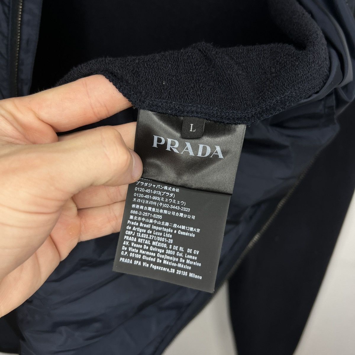 Prada Prada Dark Navy Jacket Sweatshirt Nylon Cotton Red Tab Logo Size US L / EU 52-54 / 3 - 7 Thumbnail