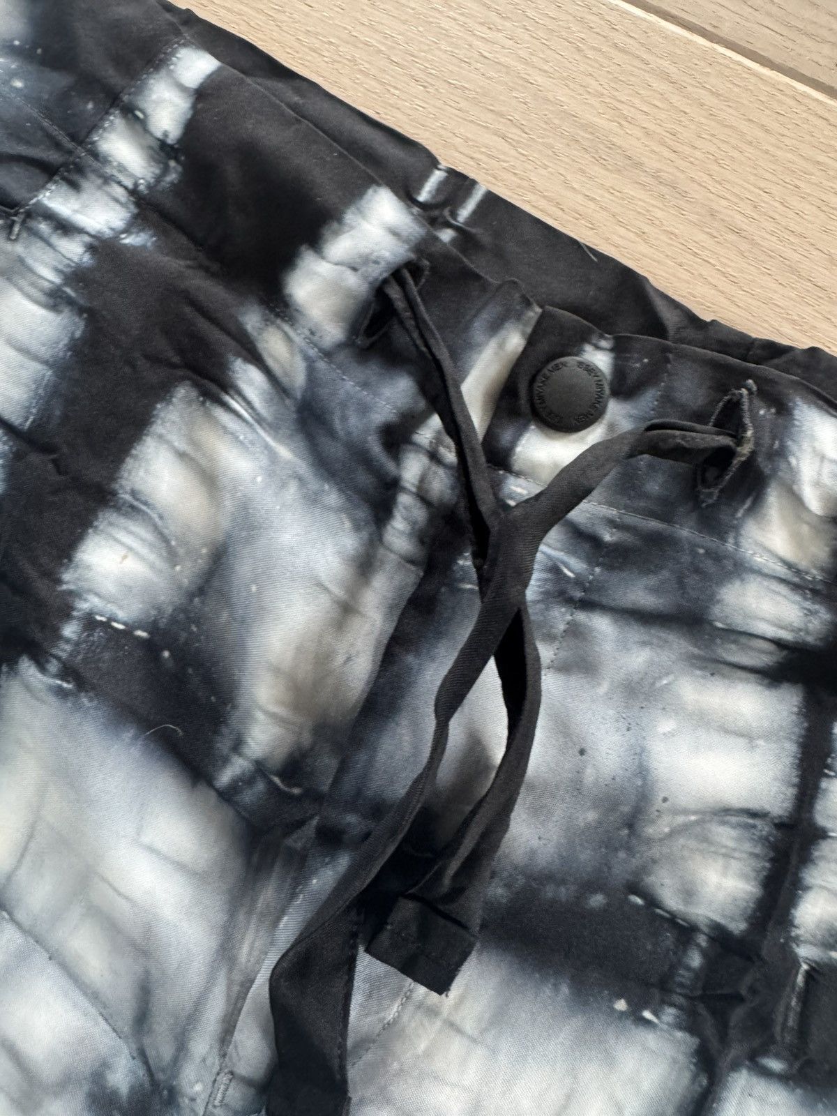 Issey Miyake Issey Miyake Tie Dye Pants Size US 34 / EU 50 - 8 Thumbnail