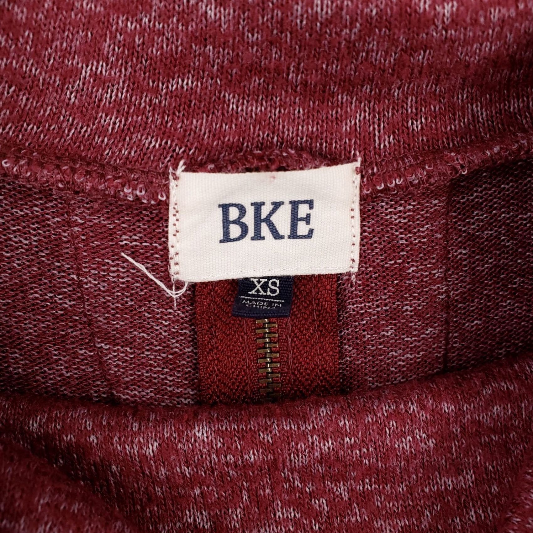 Vintage BKE Sweater Mens XS Red Pull Over High Neck Knit Rayon Back Zip Size US XS / EU 42 / 0 - 7 Thumbnail