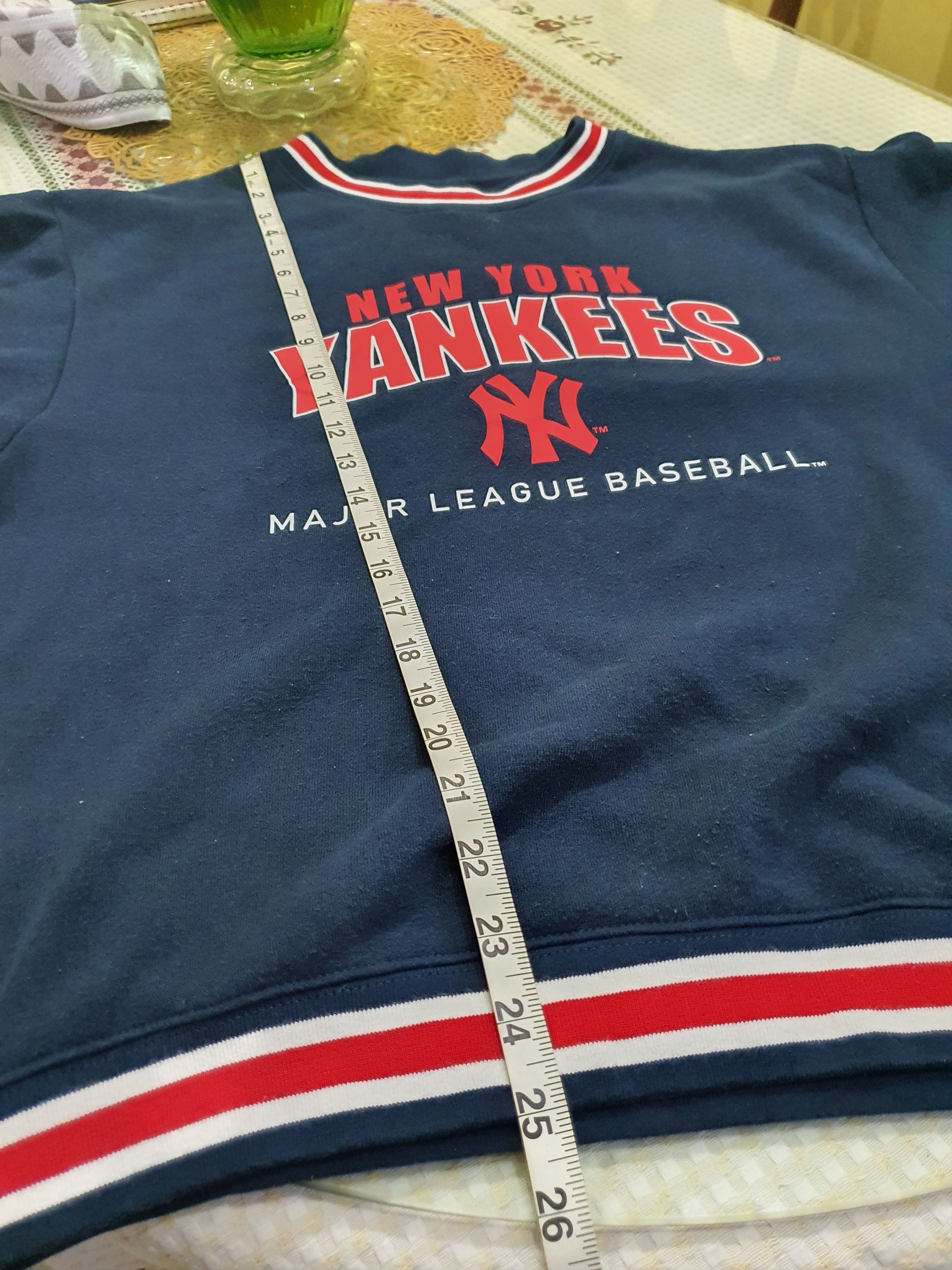 MLB vintage 90s MLB New York Yankees sweatshirt Size US L / EU 52-54 / 3 - 11 Thumbnail