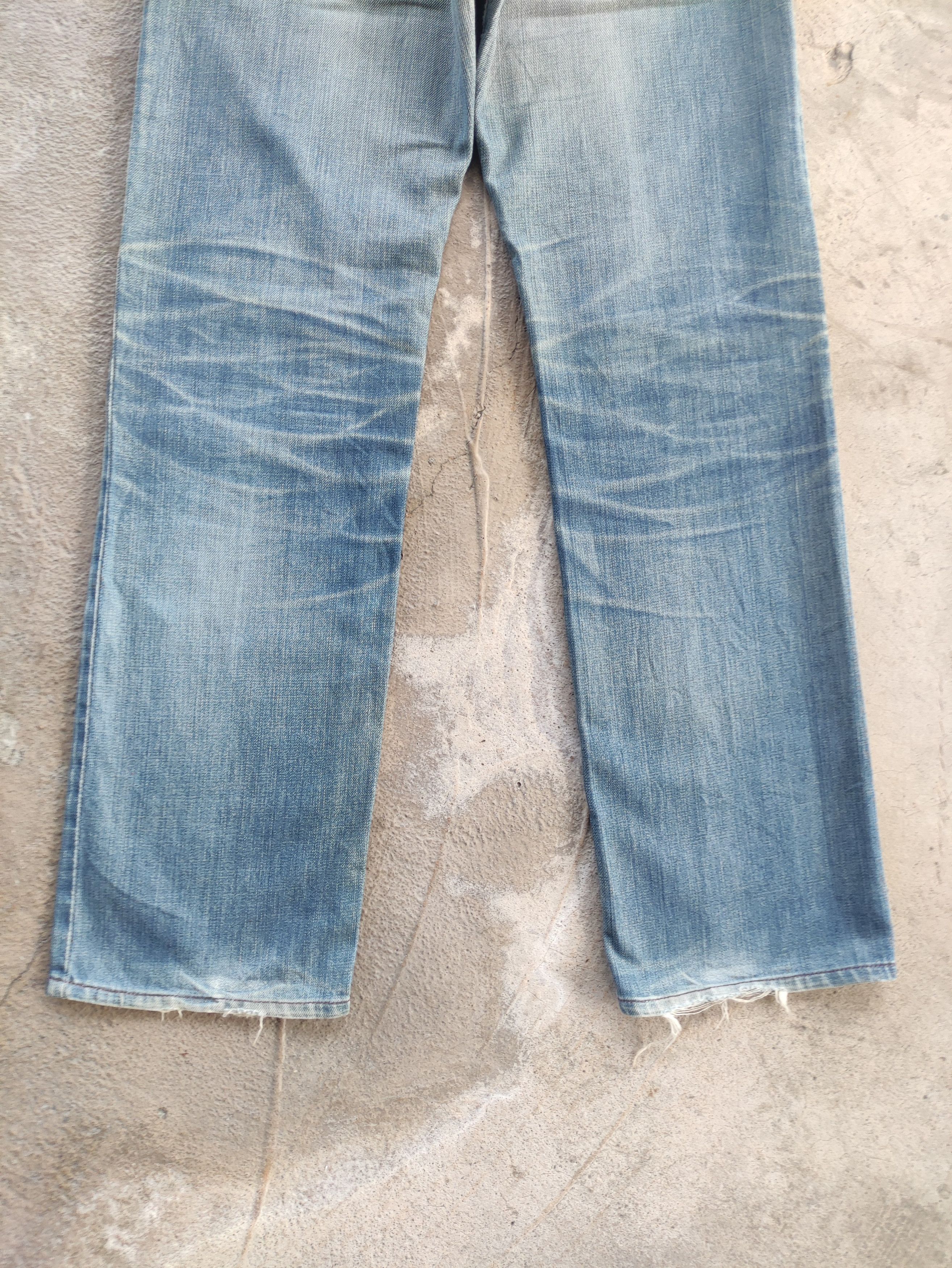 Diesel Vintage Diesel Timmen Button Jean Distressed Faded Size US 33 - 12 Thumbnail