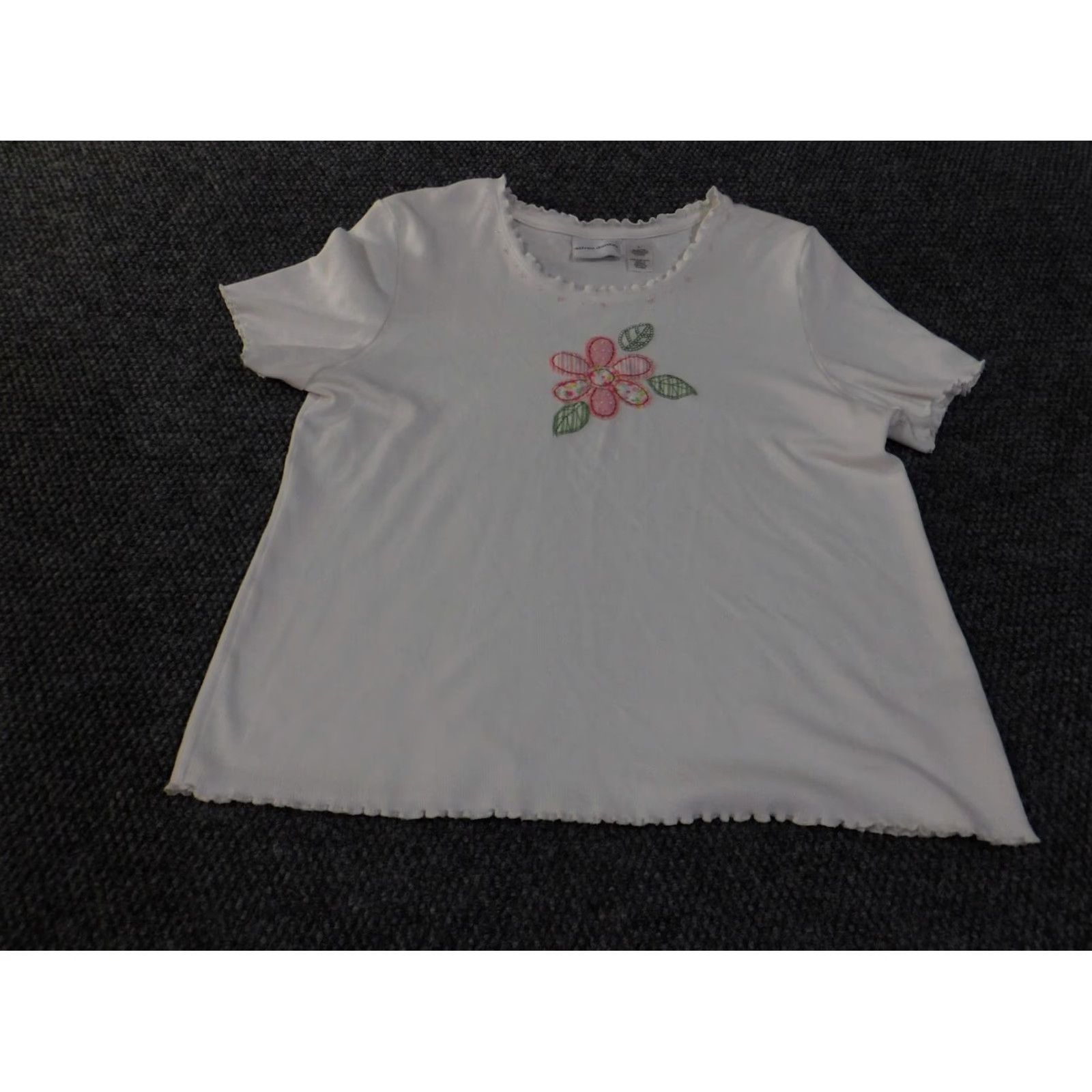 Vintage Alfred Dunner Blouse Shirt L White Floral Embroidered Knit Cotton Polyester Pullover Round Neck Short Sleeve Ladies Casual Stretch Mens? Ladies Size L / US 10 / IT 46 - 2 Thumbnail