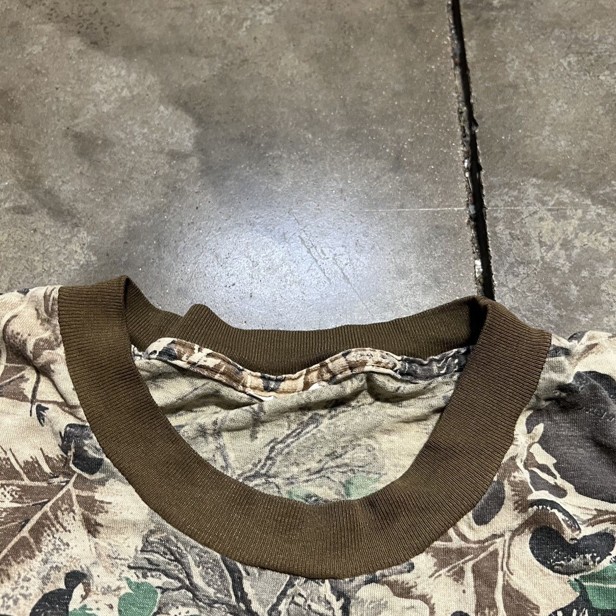 Realtree Vintage 80s Camo T shirt Ringer Pocket Tee Boxy RealTree Size US L / EU 52-54 / 3 - 9 Thumbnail