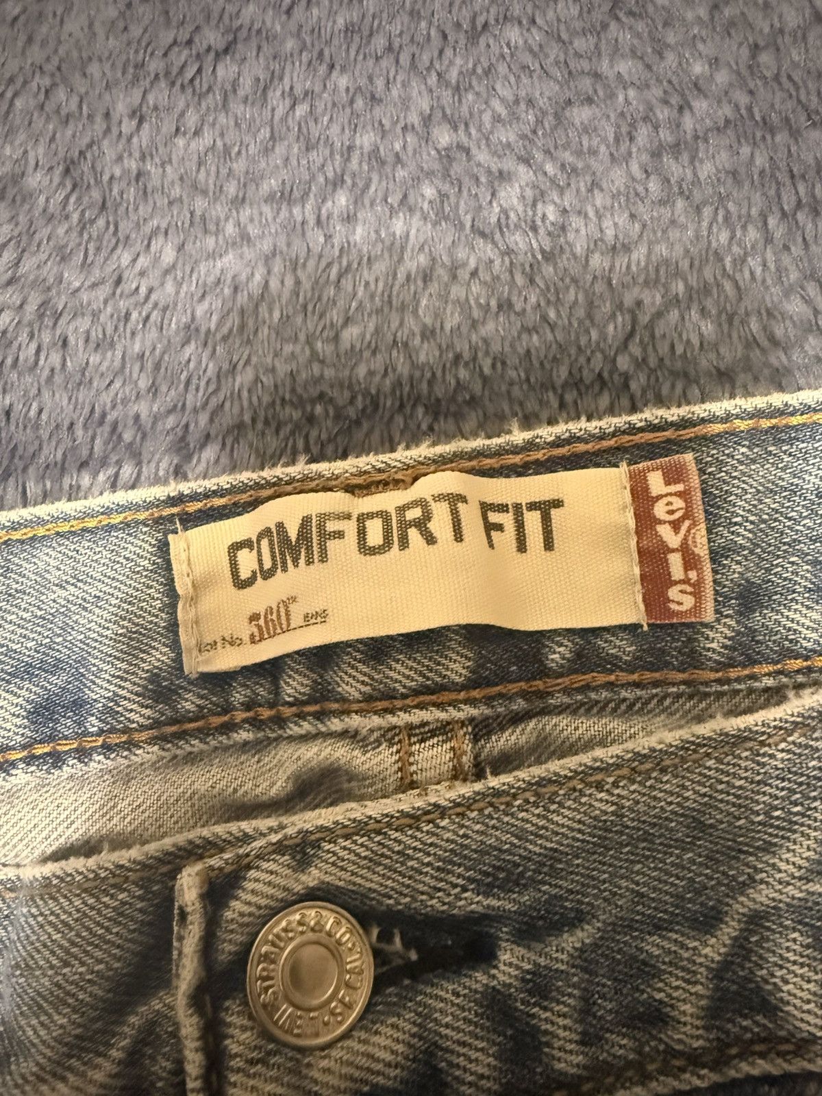 Levi's Vintage 2000’s Levi’s Mens Denim Levi’s Comfort Fit 36x32 Size US 36 / EU 52 - 4 Thumbnail