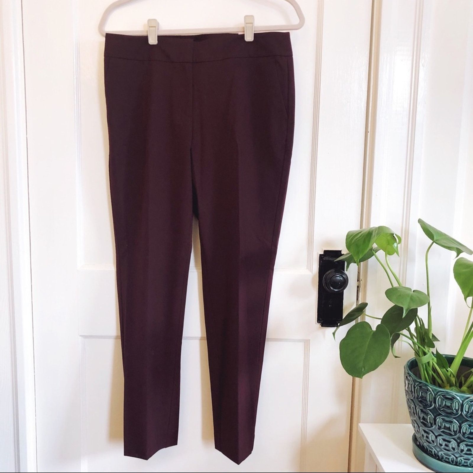 Ann Taylor Ann Taylor Maroon Modern Slim Leg Dress Pants Size 28" / US 6 / IT 42 - 2 Thumbnail
