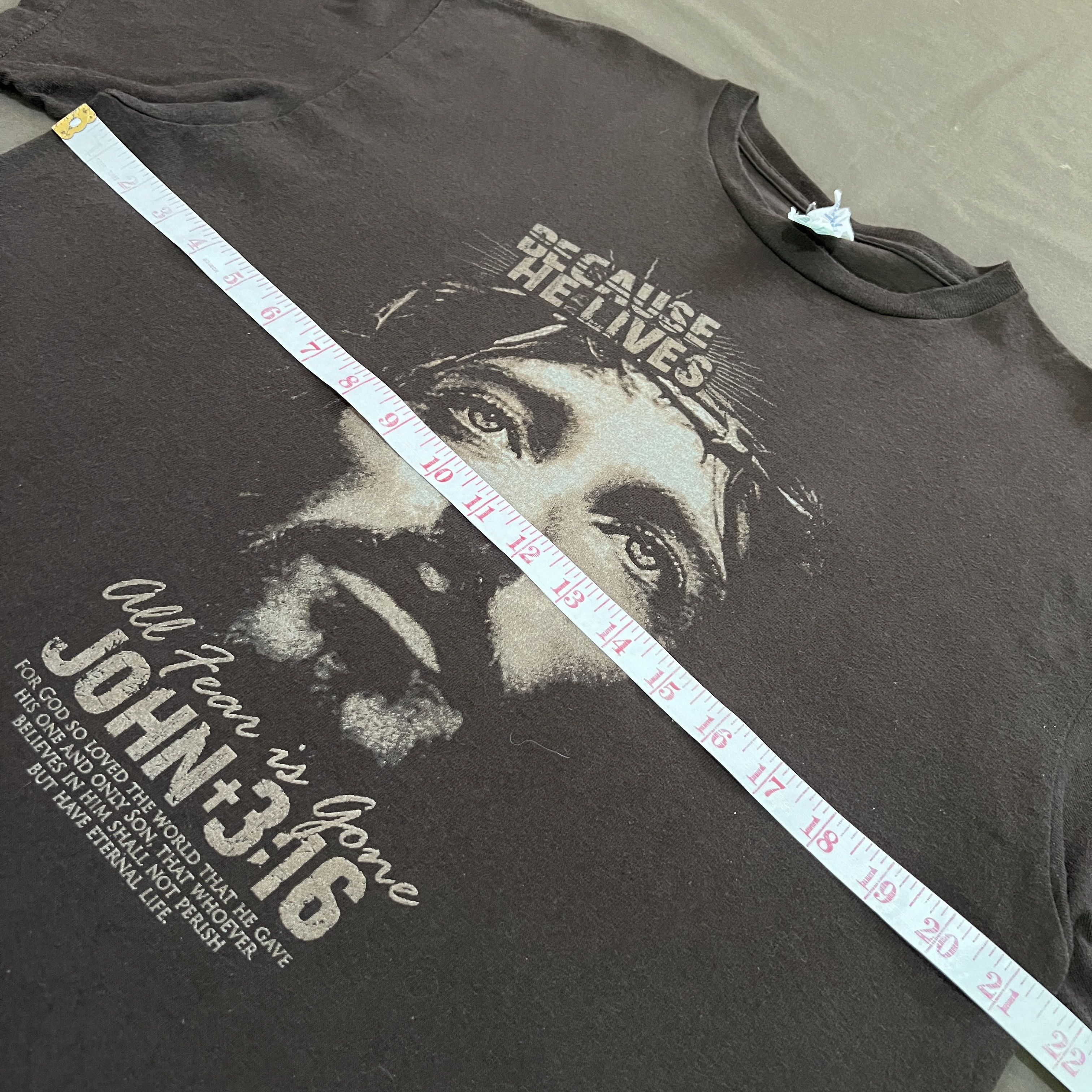 Vintage Vintage Y2K Jesus God Lord Bible Holy Tee Shirt Size US L / EU 52-54 / 3 - 5 Thumbnail