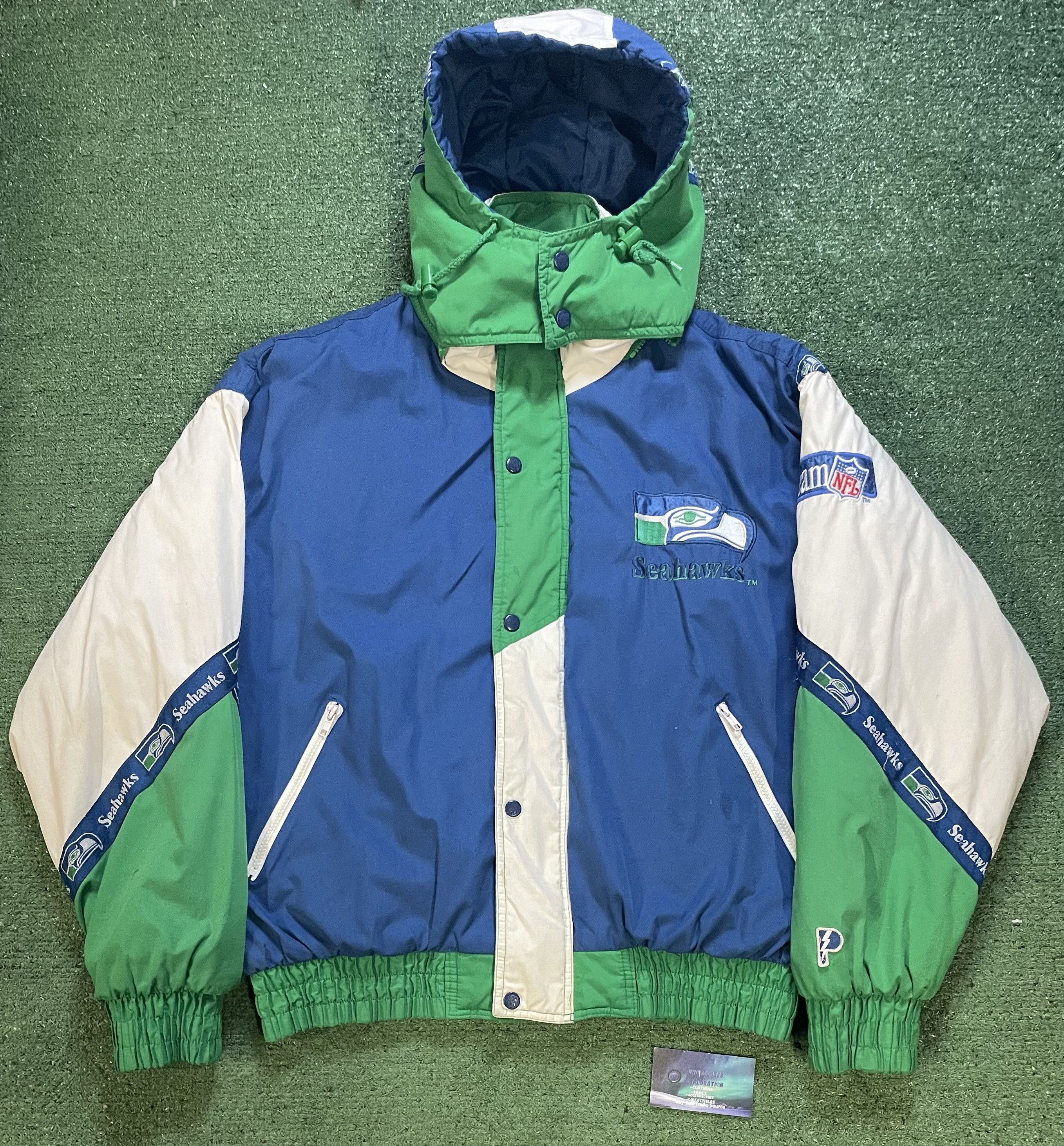Pro Player Vintage 1990s Seattle Seahawks pro player puffer jacket ...