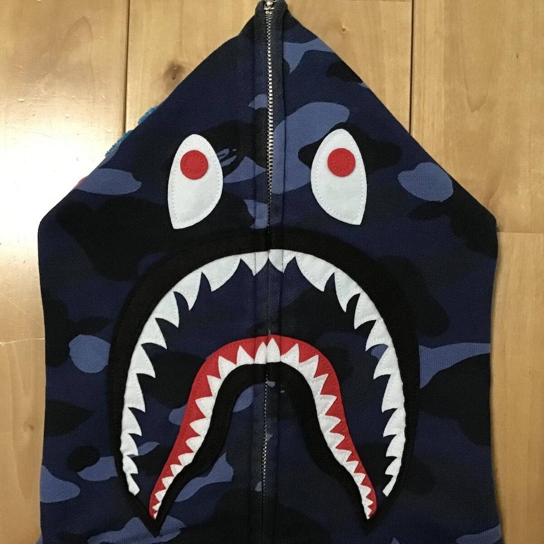 Bape × Nigo 2007 BAPE Blue camo x Navy shark full zip hoodie APE NIGO Size US L / EU 52-54 / 3 - 3 Thumbnail