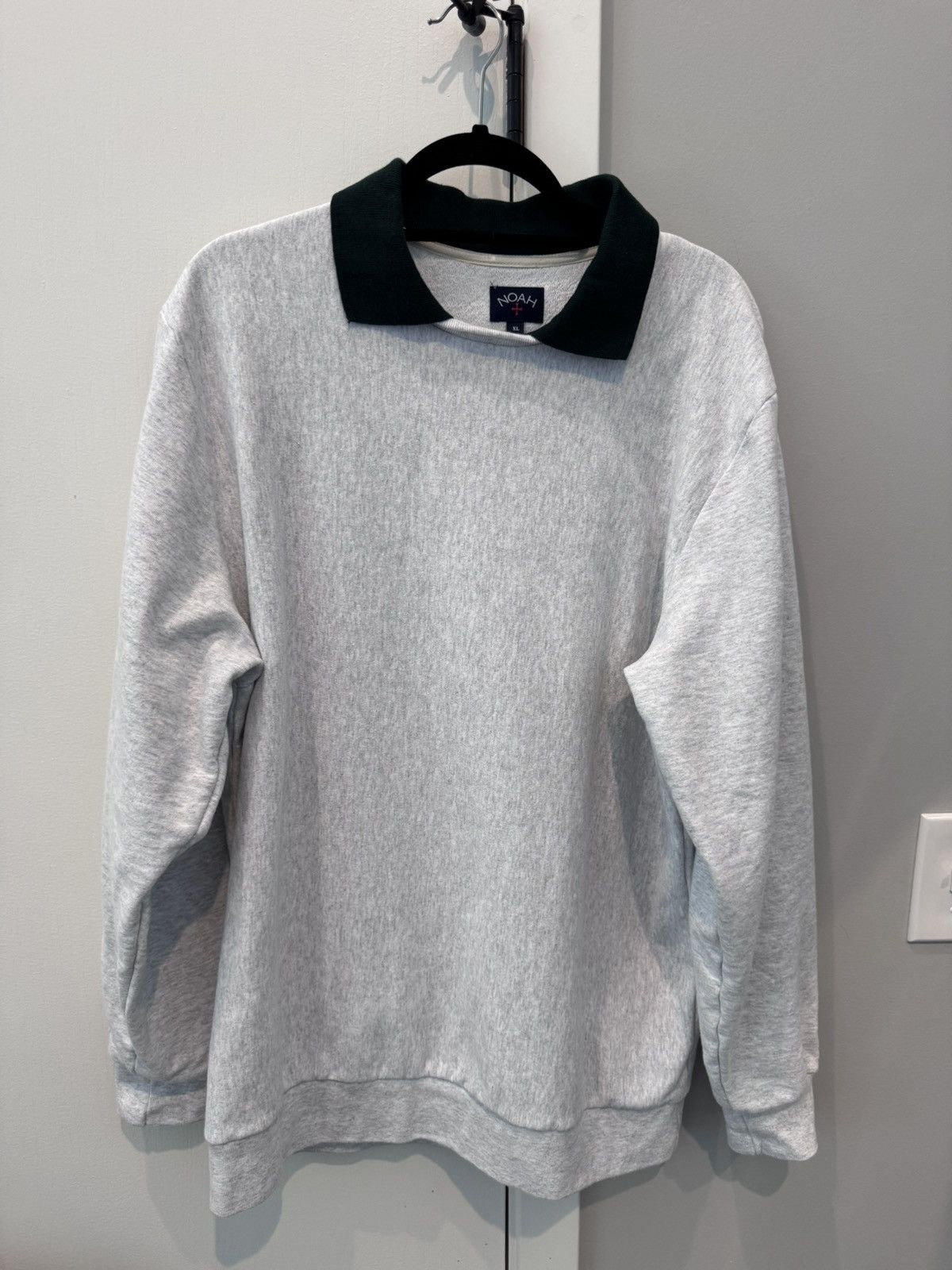 Noah Collared Sweatshirt Size US XL / EU 56 / 4 - 1 Thumbnail