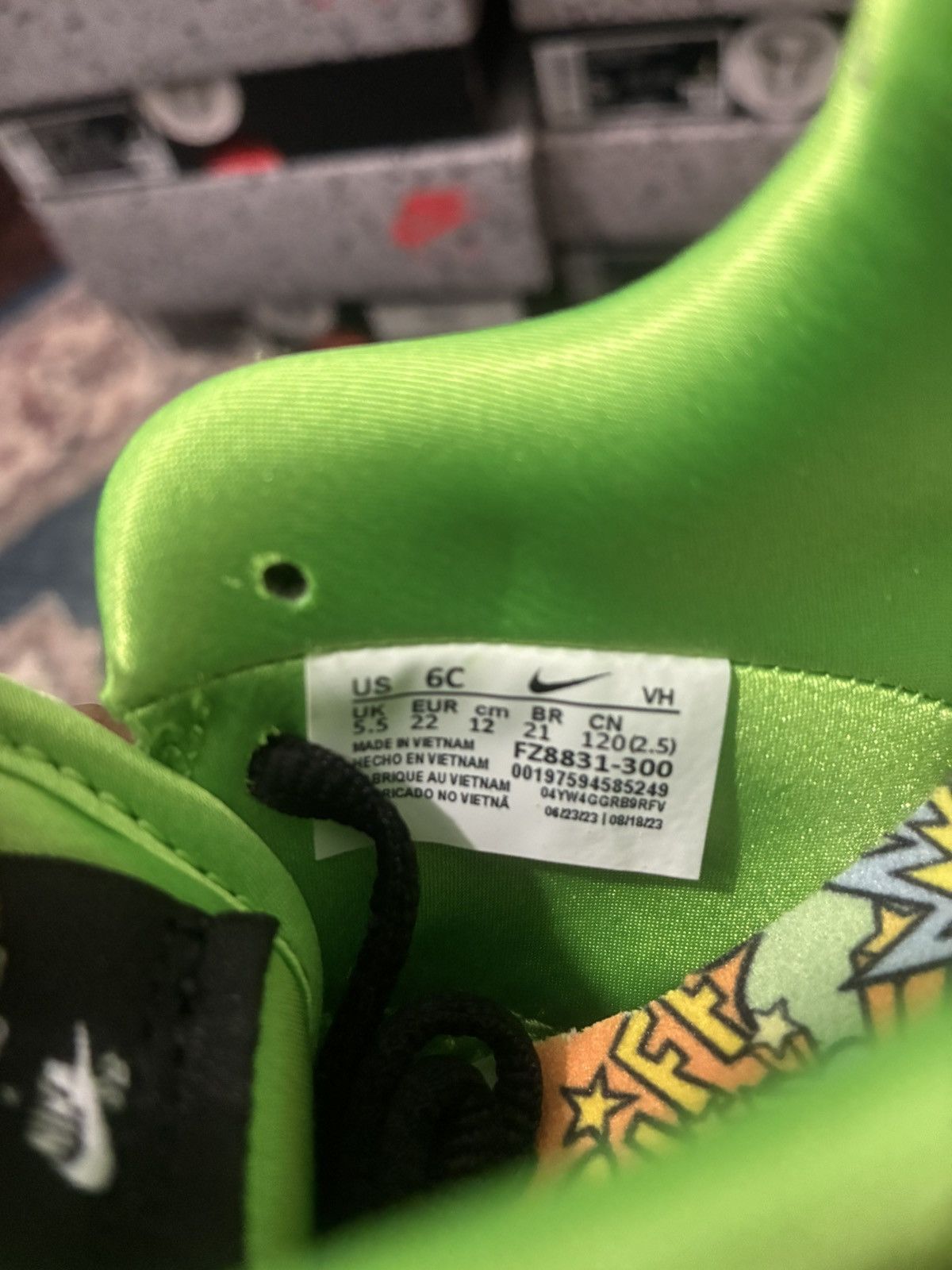 Nike SB Nike SB Dunk Low Powerpuff Girl Buttercup SKU FZ8831-300 Size US 6 / EU 39 - 7 Thumbnail