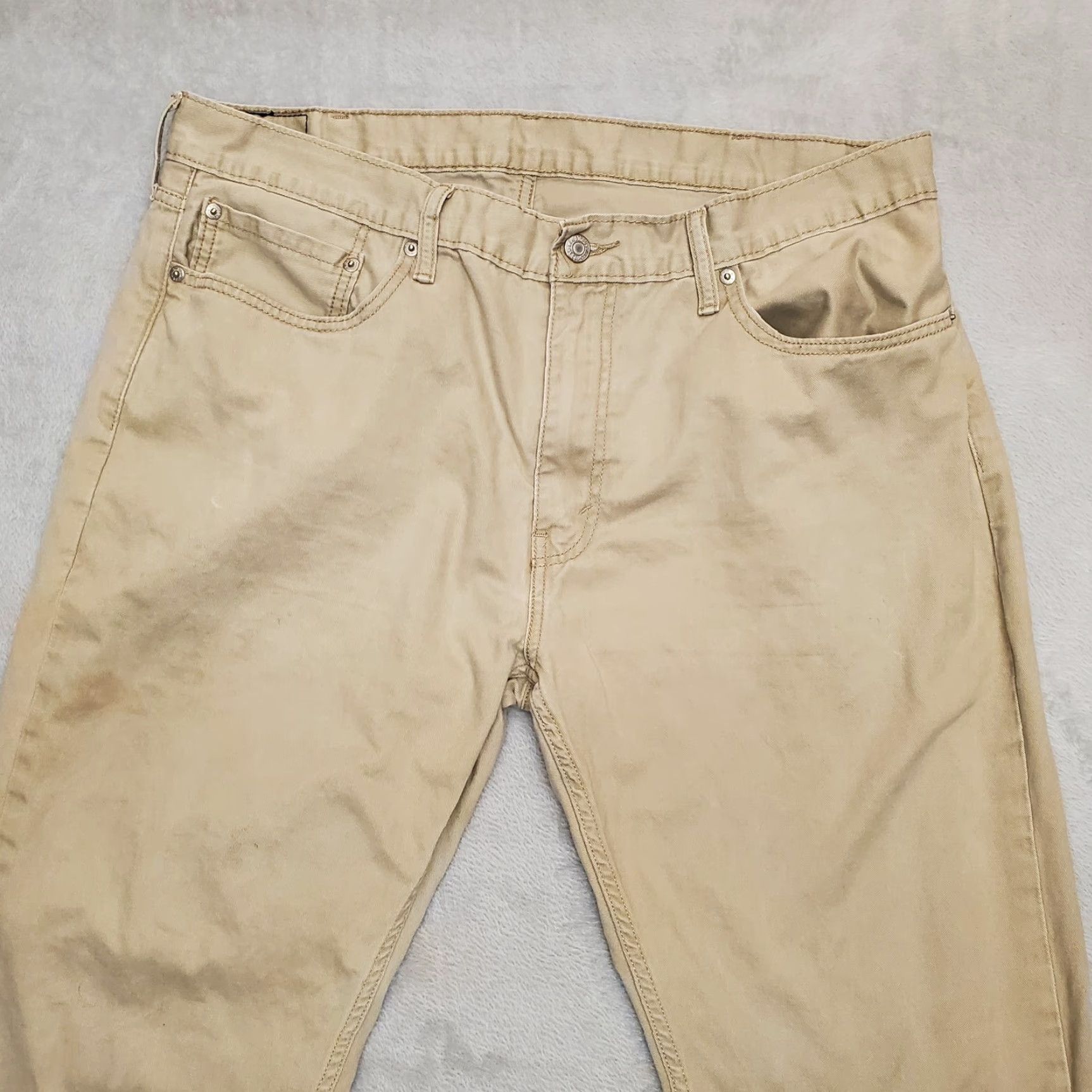 Vintage Levis Pants Mens 34x32 Beige Khaki Chino White Tab Flat Front Casual Flaws 559 Size US 38 / EU 54 - 3 Thumbnail