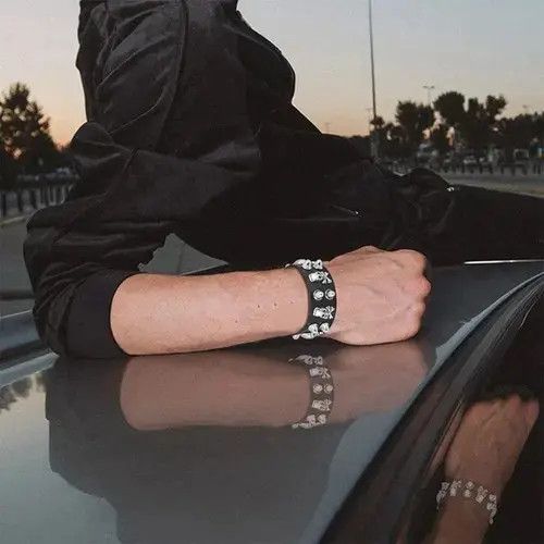 Jewelry × Vintage Y2K 2000s skeleton spiked grunge punk black studded bracelet Size ONE SIZE - 4 Thumbnail