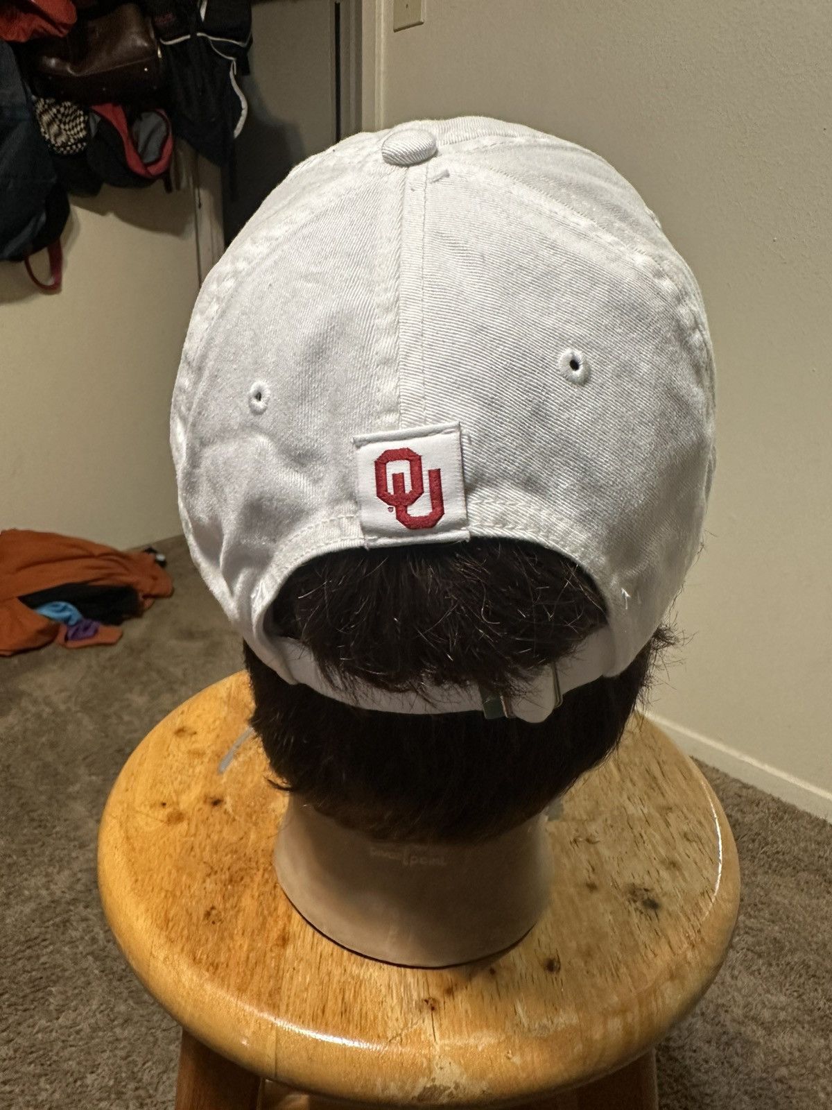 Jordan Brand Vintage NCAA Jordan Oklahoma “triple white” hat 00s Size ONE SIZE - 4 Thumbnail