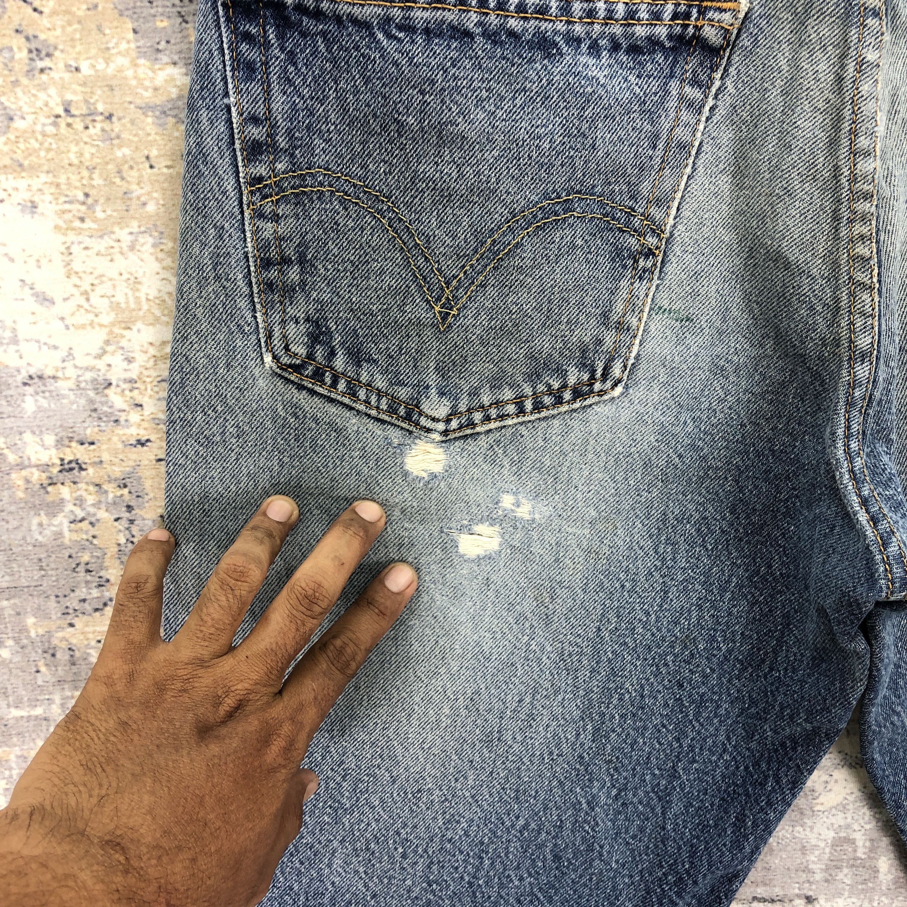 Levi's × Vintage Vintage Levis 550 Faded Jeans Levi's Ripped Stonewash Denim Size US 30 / EU 46 - 11 Thumbnail