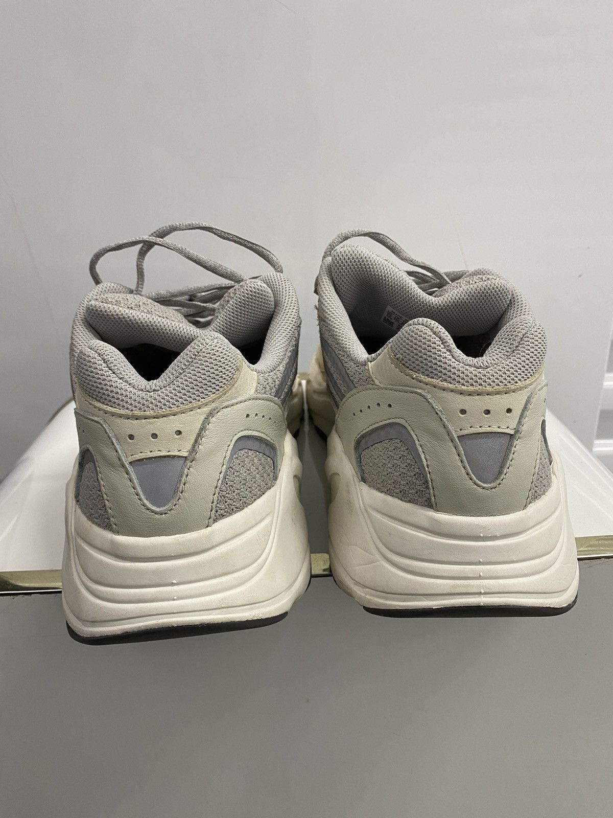 Adidas × Kanye West Adidas Yeezy boost 350 V2 cream Size US 12 / EU 45 - 7 Thumbnail