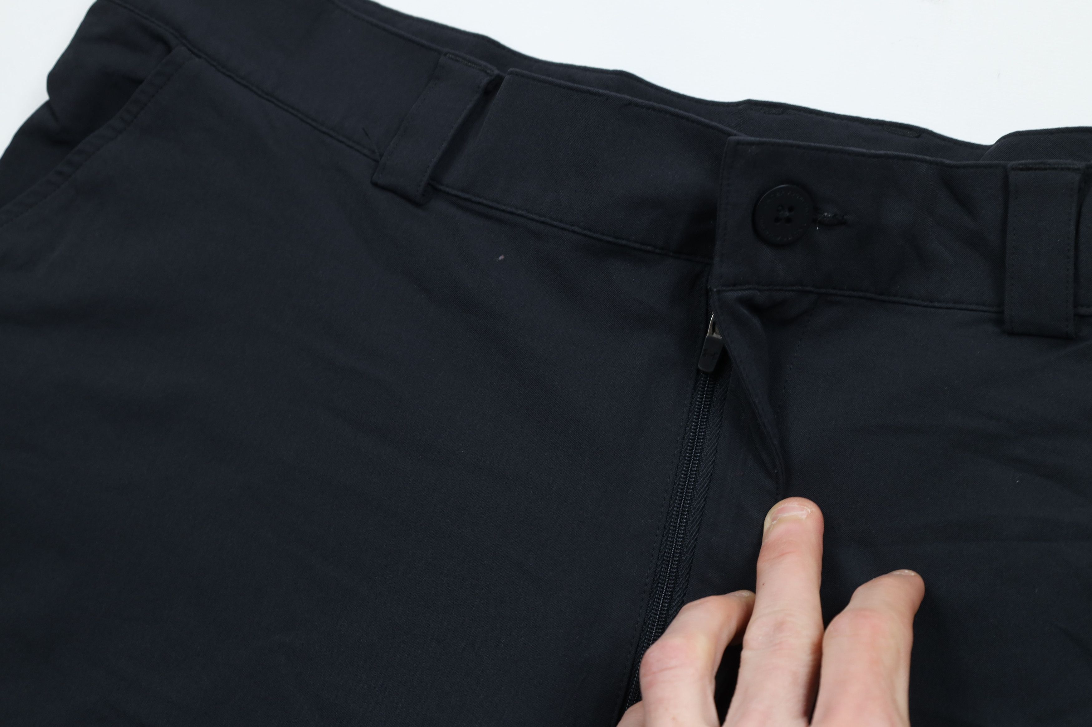 Under Armour × Vintage Vintage Under Armour Front Tech Golfing Golf Chino Shorts Size US 38 / EU 54 - 5 Thumbnail