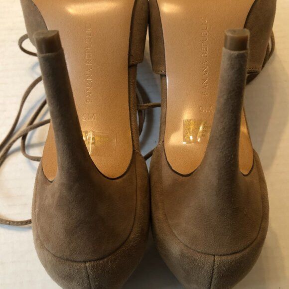 Banana Republic Banana Republic women's tan leather high heel shoes size:9M Size US 9 / IT 39 - 10 Thumbnail