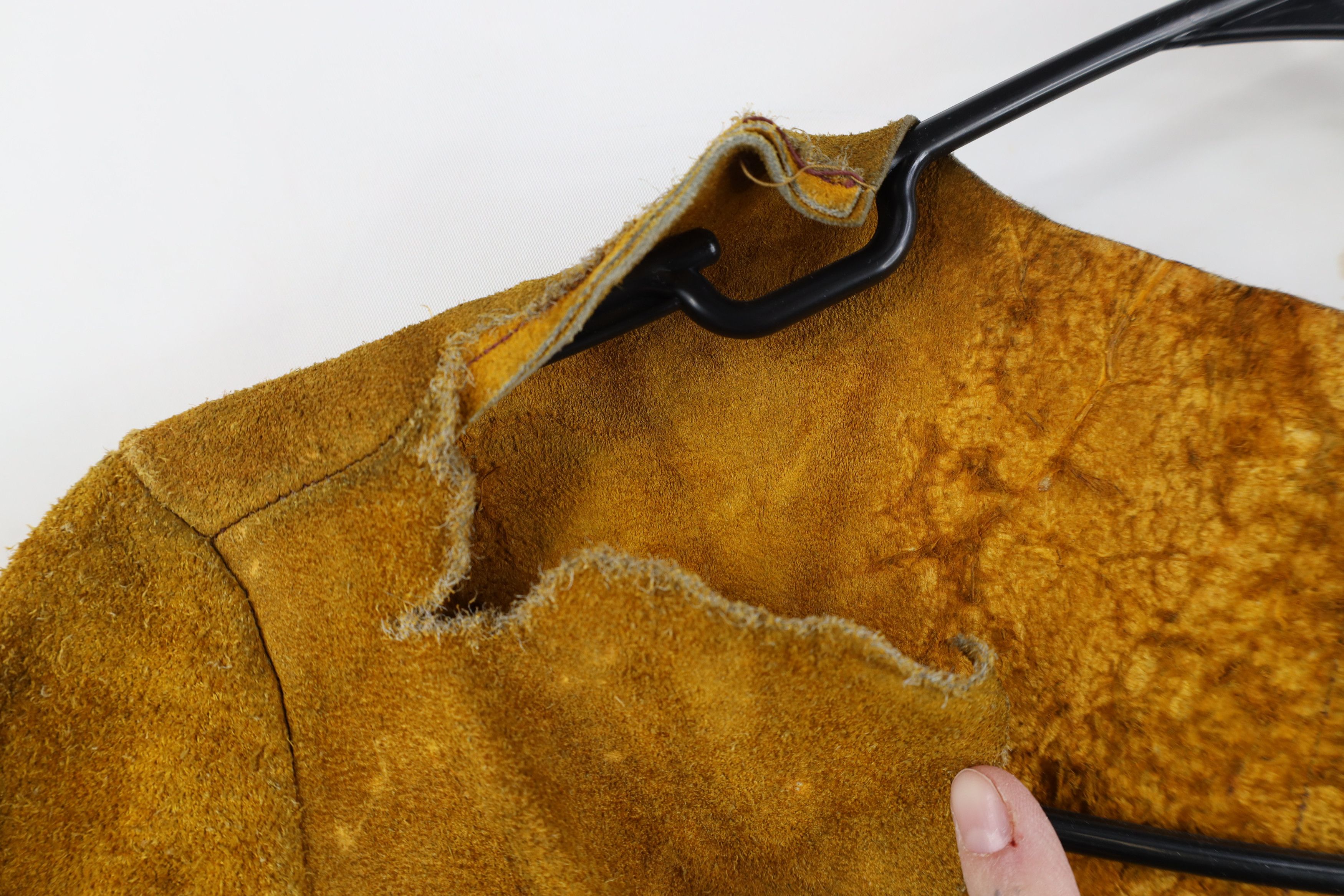 Vintage Vintage 60s Boho Chic Western Fringed Suede Leather Jacket Size L / US 10 / IT 46 - 4 Thumbnail