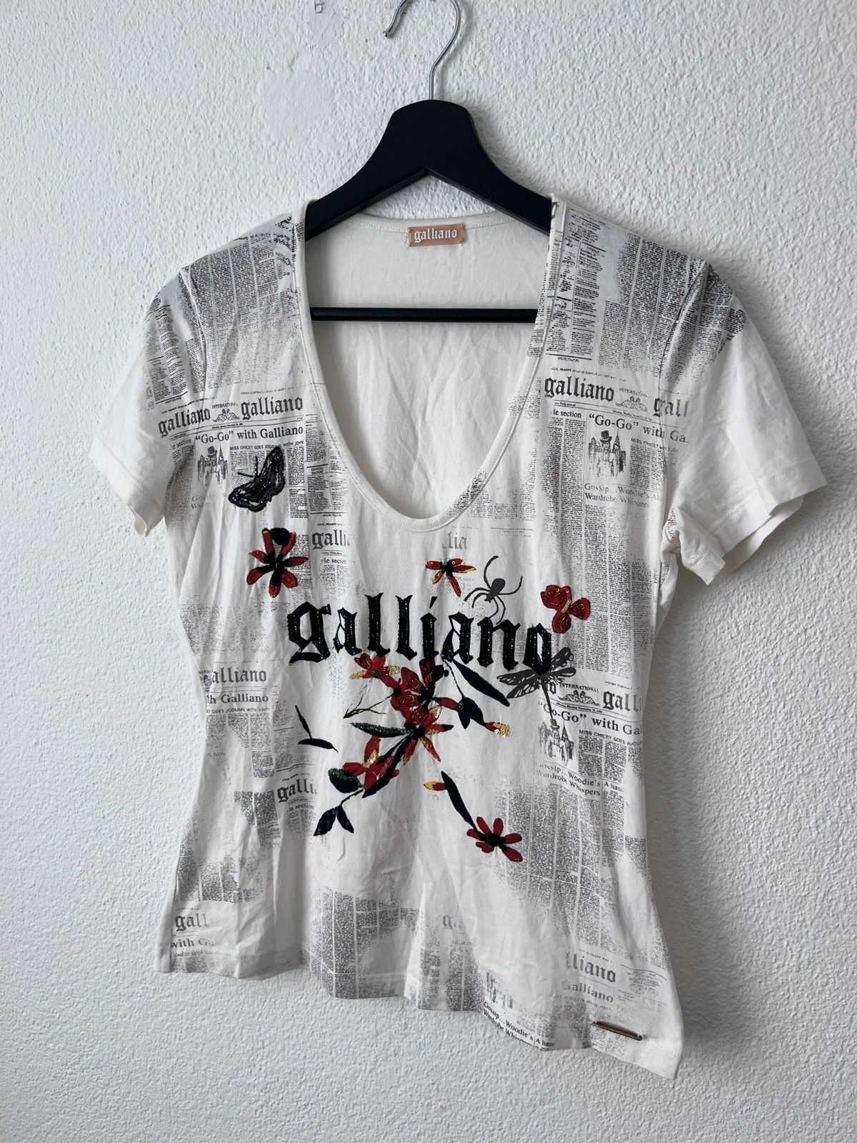John Galliano Vintage Galliano Newspaper Print Tee Y2K Archive M Size M / US 6-8 / IT 42-44 - 2 Thumbnail