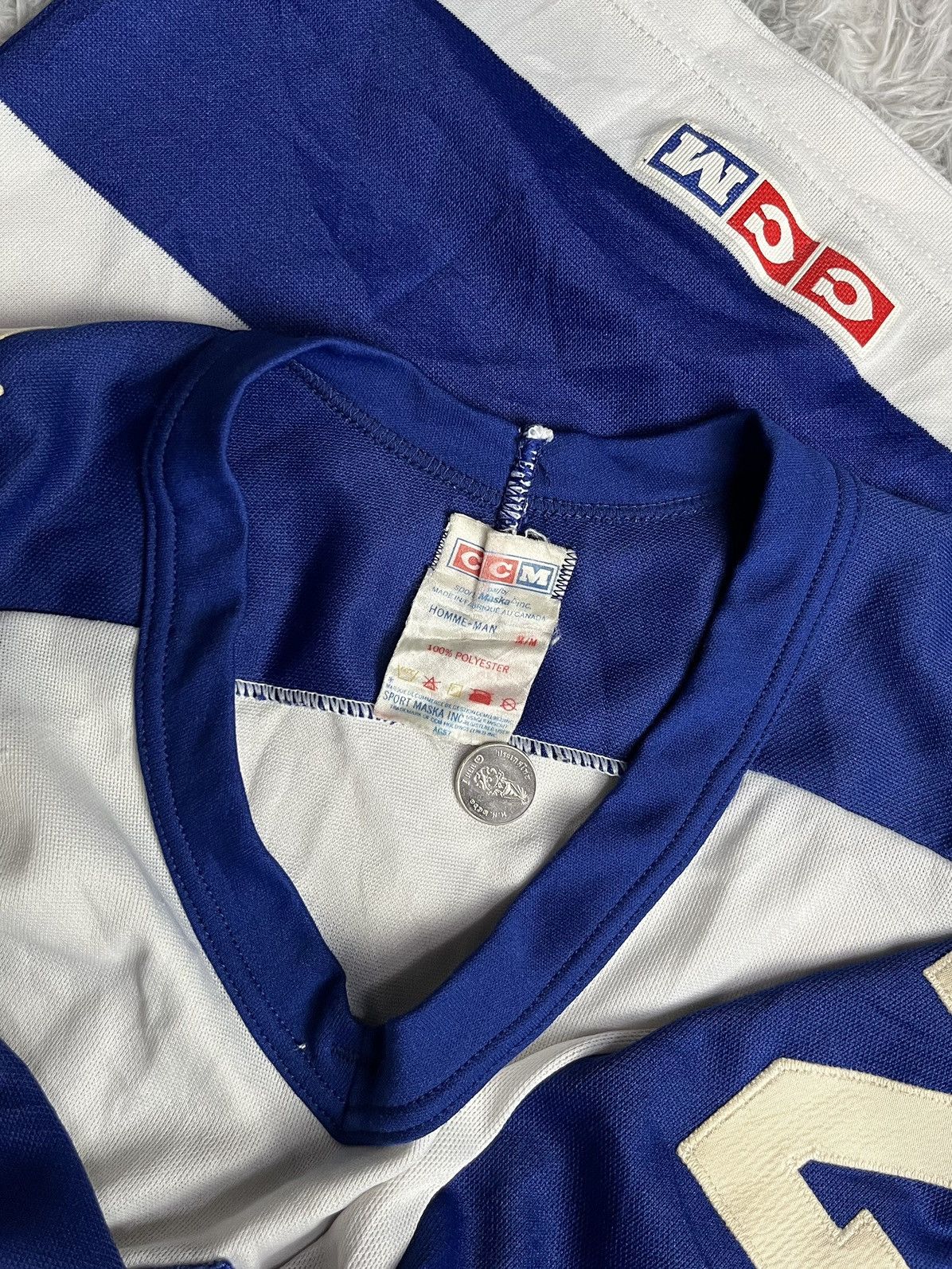 NHL NHL TORONTO MAPLE LEAFS ICE HOCKEY SHIRT JERSEY CCM Size US M / EU 48-50 / 2 - 7 Thumbnail