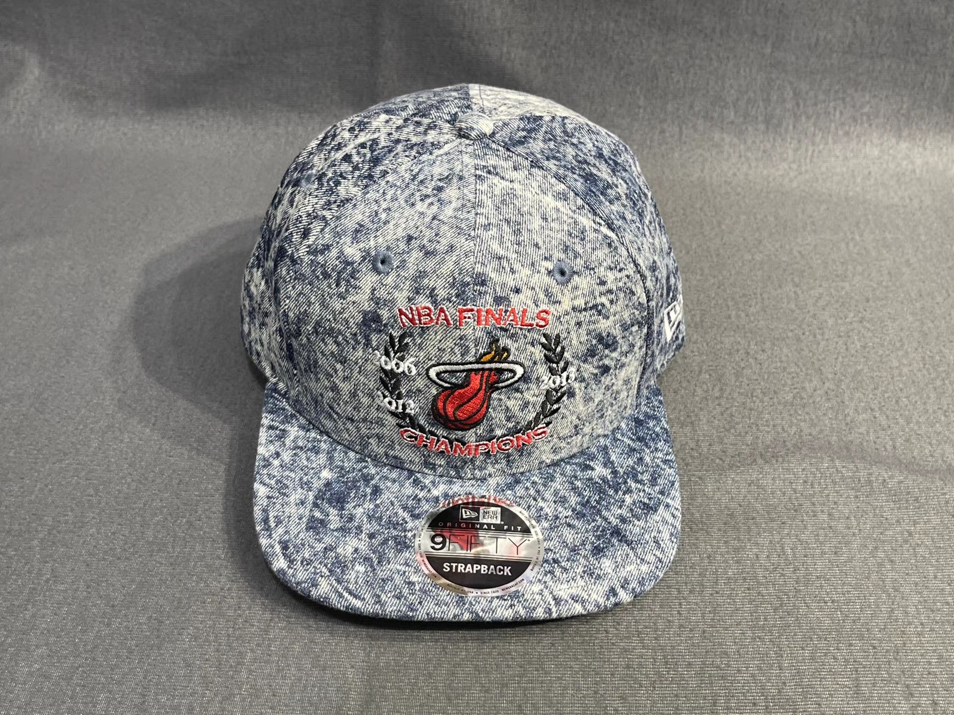 New Era New Era Miami Heat Flat BrimCap。 Q5 Size ONE SIZE - 3 Thumbnail