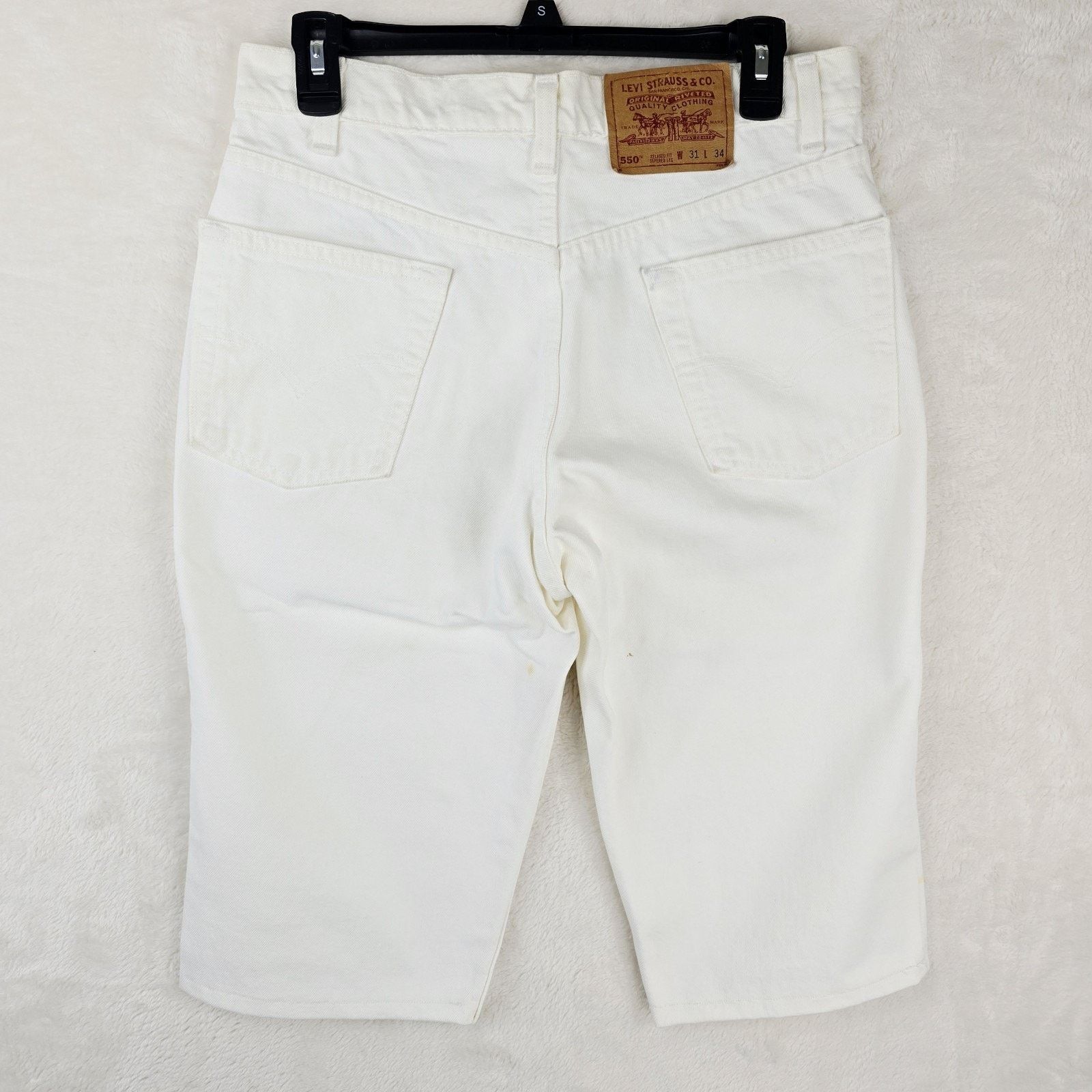 Levi's Vintage Levis 550 Jeans 30x13 Cropped Shorts 90s *FLAWS* Size US 31 - 7 Thumbnail