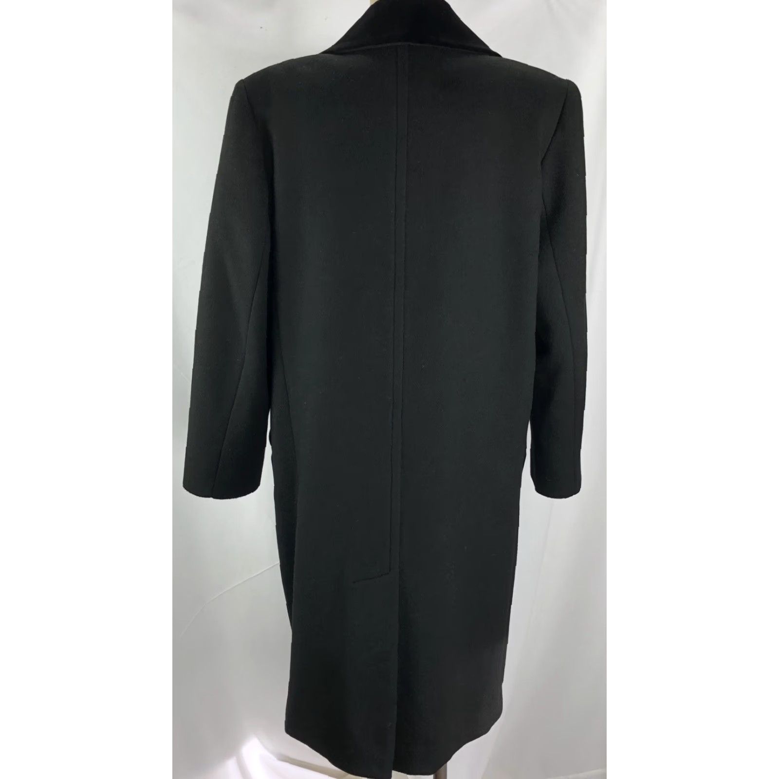 Jones New York VINTAGE Jones New York 100% Wool Long Pea Coat L Black Double Breasted Velvet Collar Coat Women Size L / US 10 / IT 46 - 7 Thumbnail