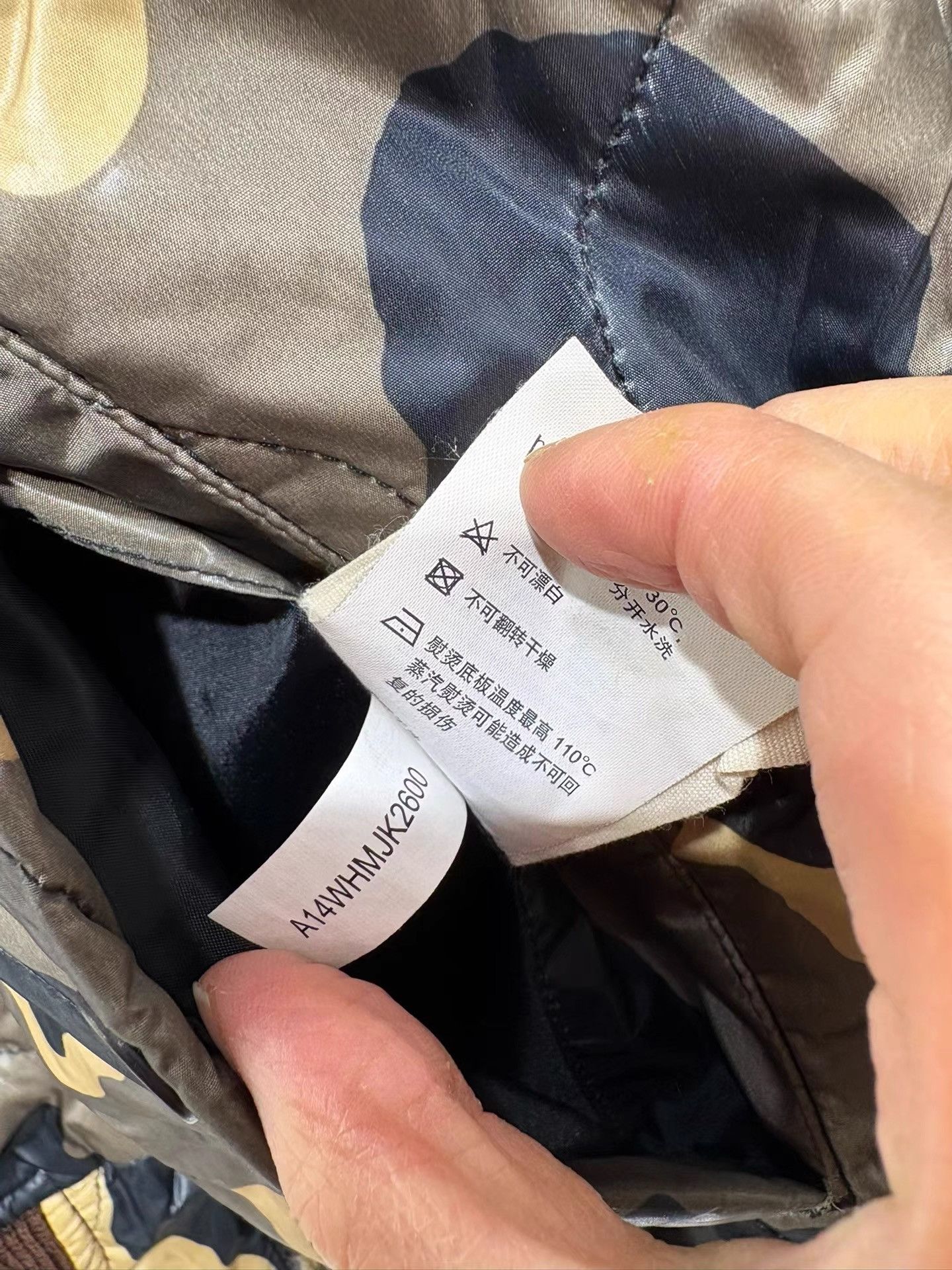 Evisu EVISU Reversible Embroidery Light Down Jacket K29 Size US L / EU 52-54 / 3 - 6 Thumbnail
