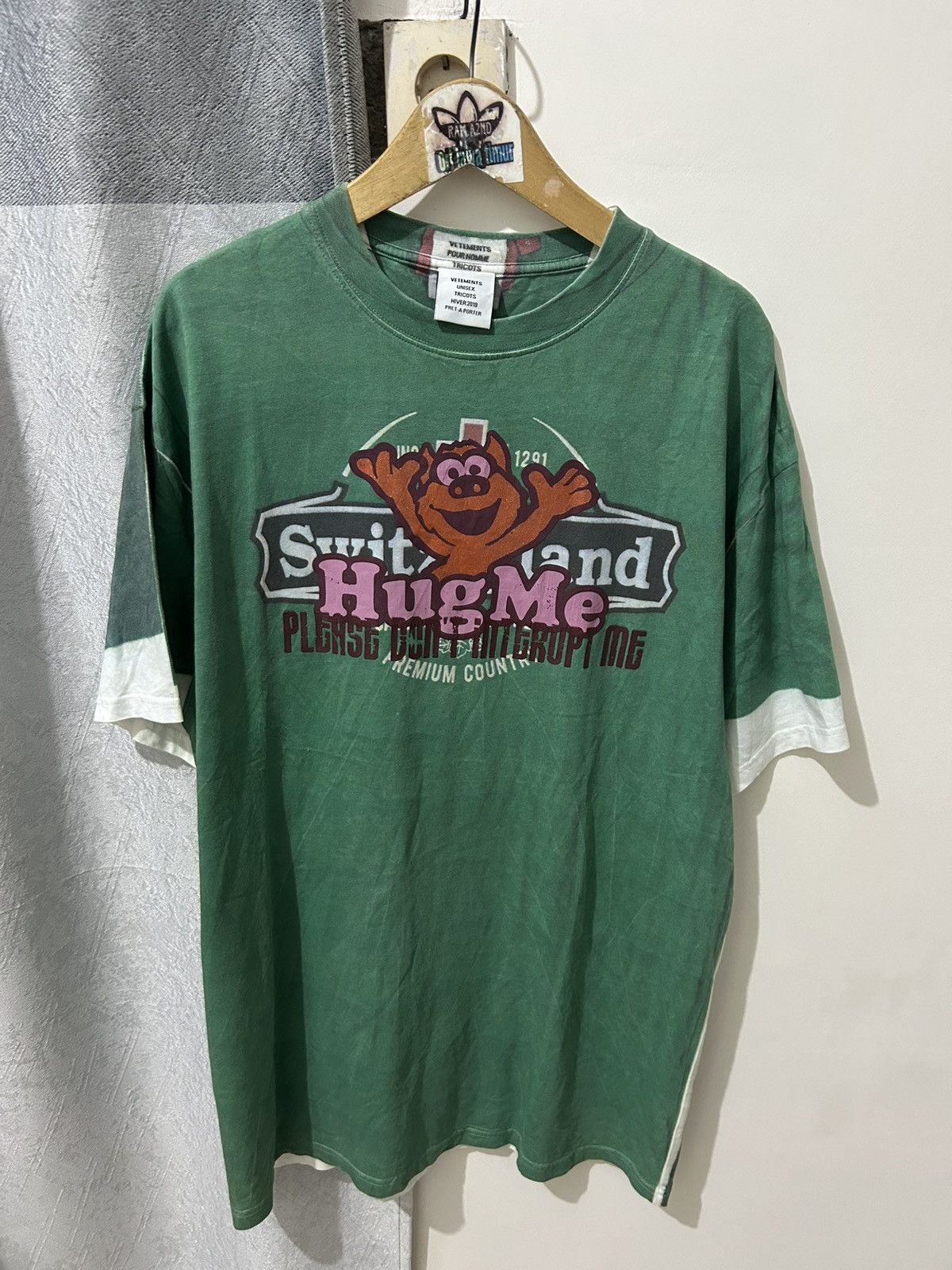 Vetements Vetements trompe loeil hug me shirt Size US XS / EU 42 / 0 - 1 Thumbnail