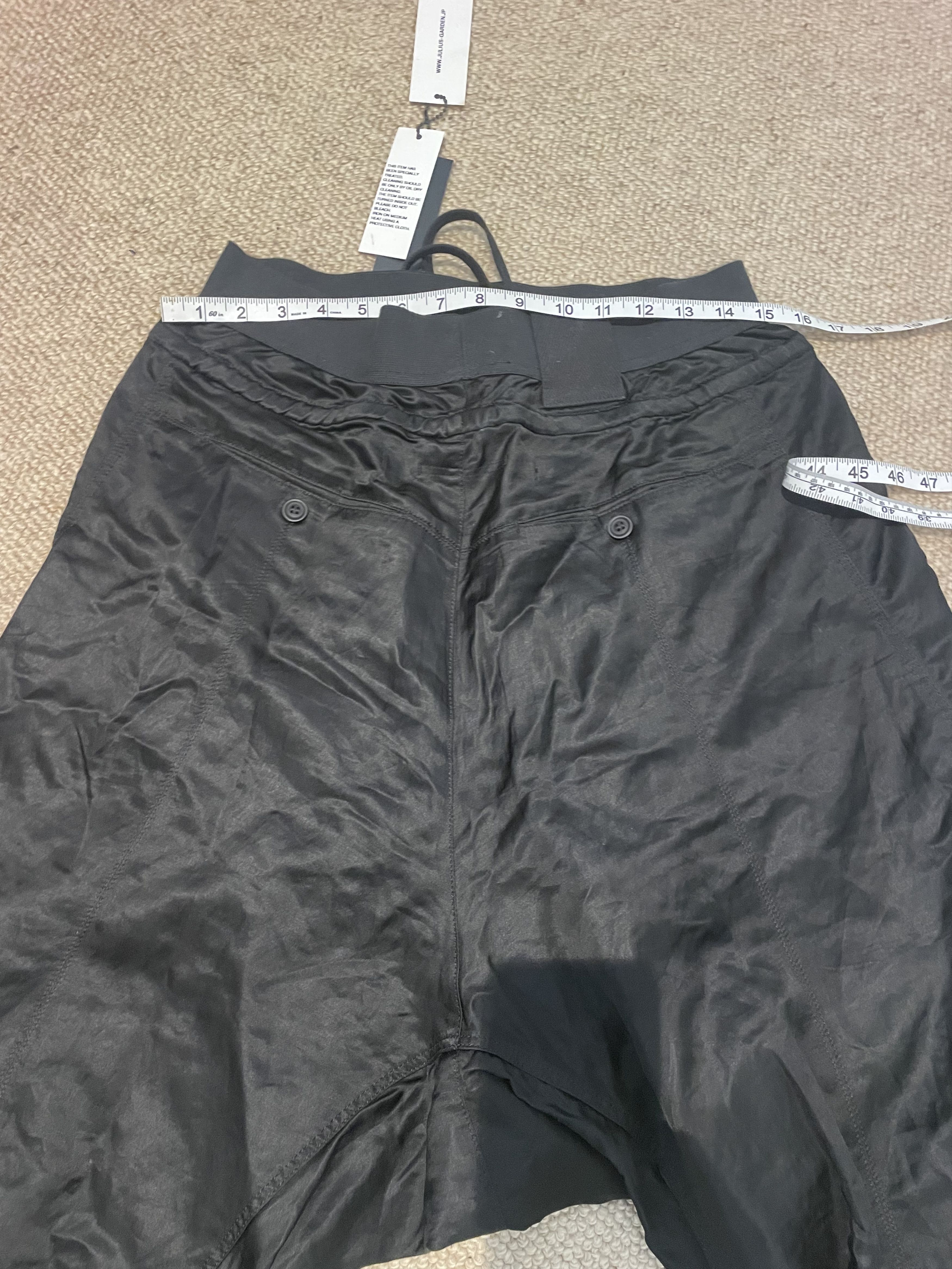 Julius Julius dropped crotch shorts Size US 32 / EU 48 - 2 Thumbnail