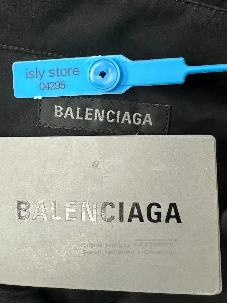 Balenciaga Balenciaga Plain button-up long-sleeve shirt Size US XXS / EU 40 - 4 Thumbnail