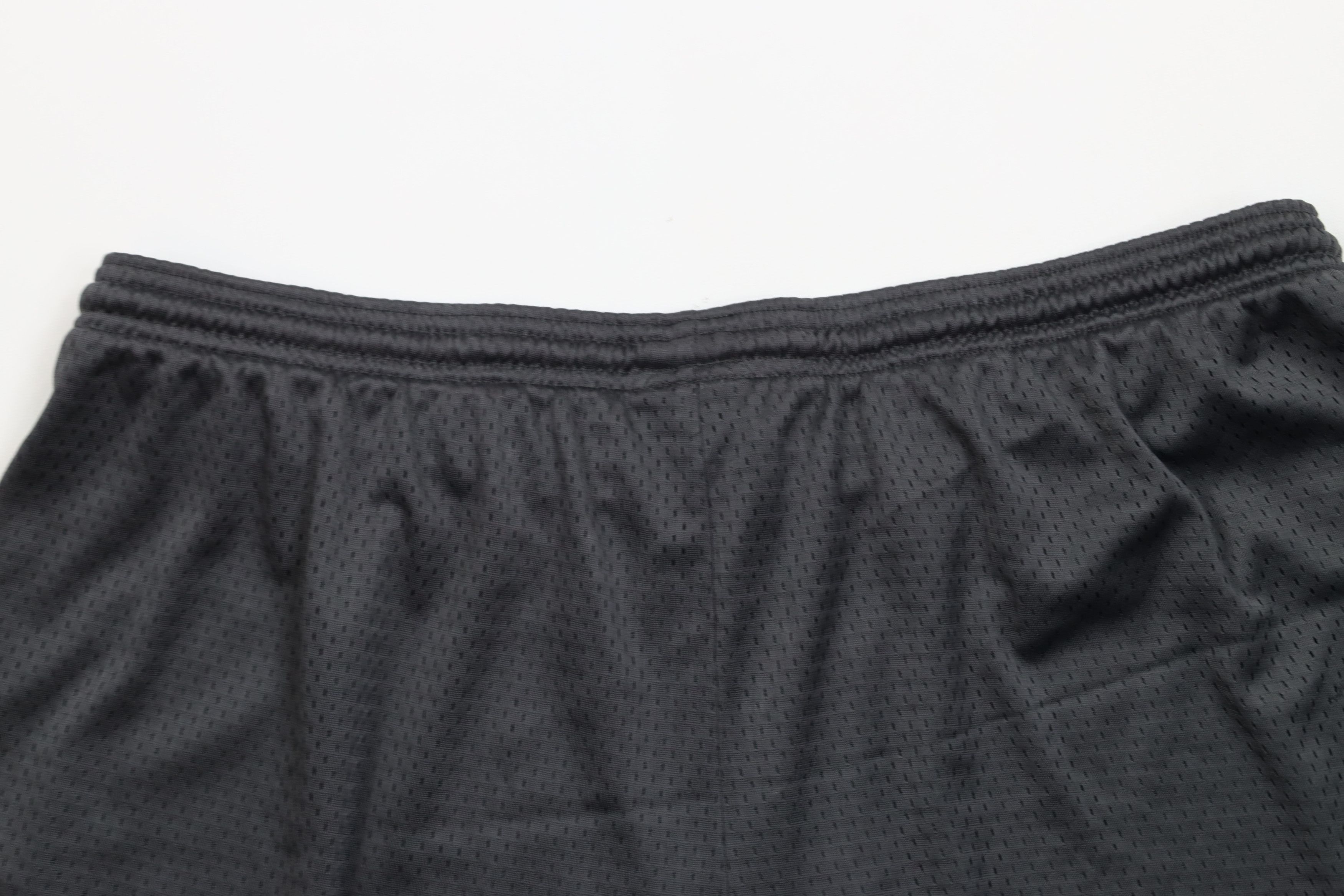 Vintage Vintage 90s Y2K Streetwear Knee Mesh Shorts Gray Polyester Size US 36 / EU 52 - 9 Thumbnail