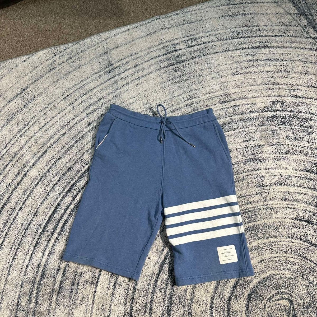 Thom Browne THOM BROWNE 4BAR SHORT PANTS Size US 37 - 1 Thumbnail