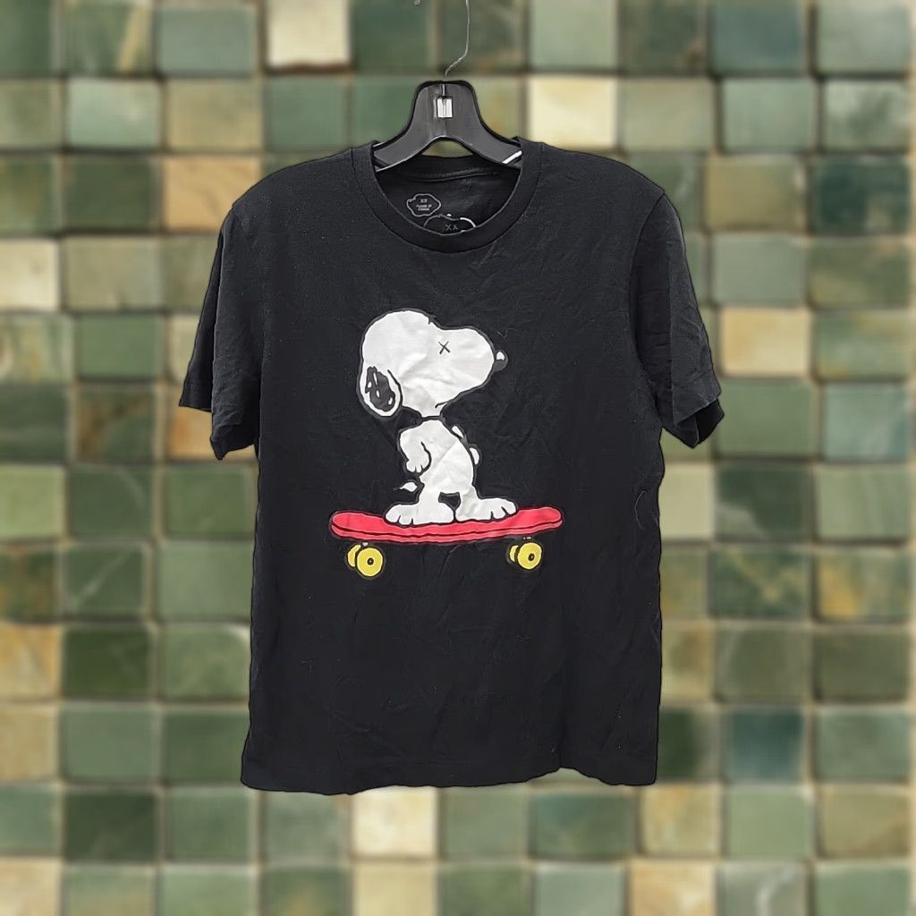 Kaws Kaws X Peanuts Short Sleeve Shirt Mens XS Snoopy Black Size US XS / EU 42 / 0 - 1 Thumbnail