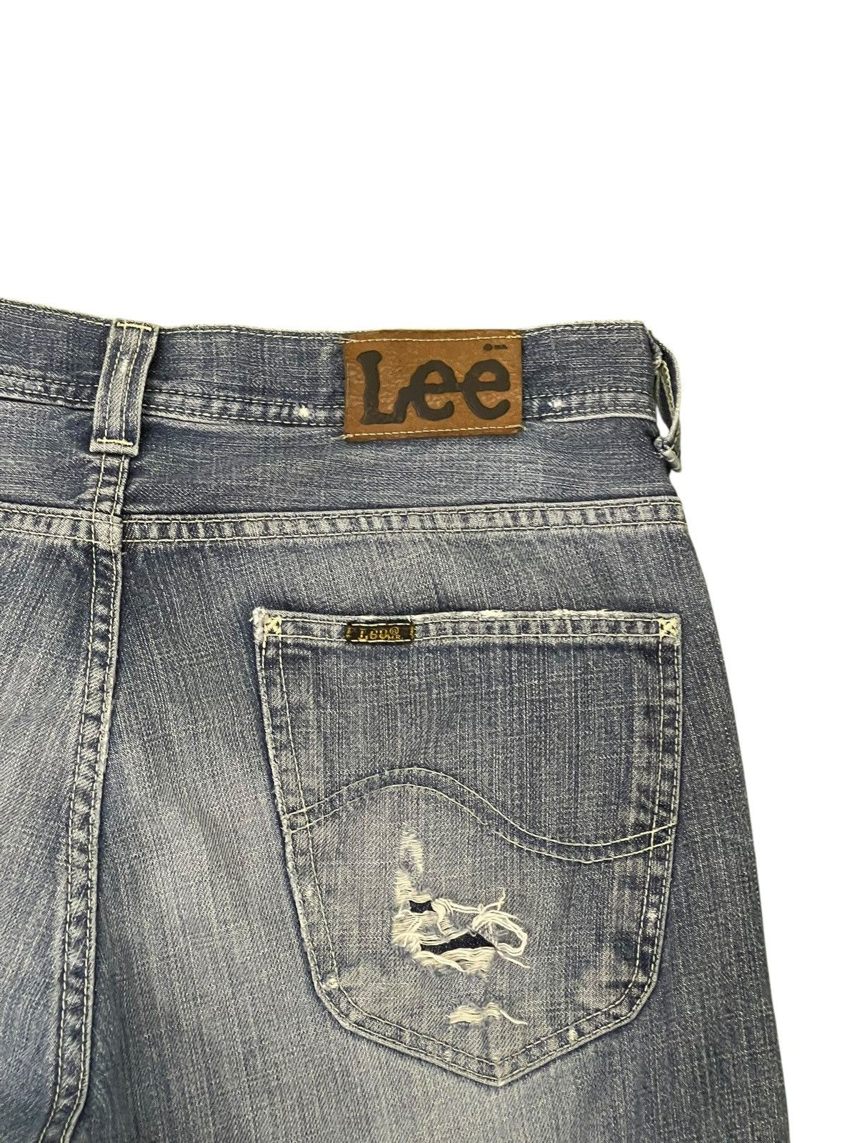 Lee Flare Jeans Lee Europe Faded Distress Boot Cut 2🟦3 Size US 33 - 18 Thumbnail