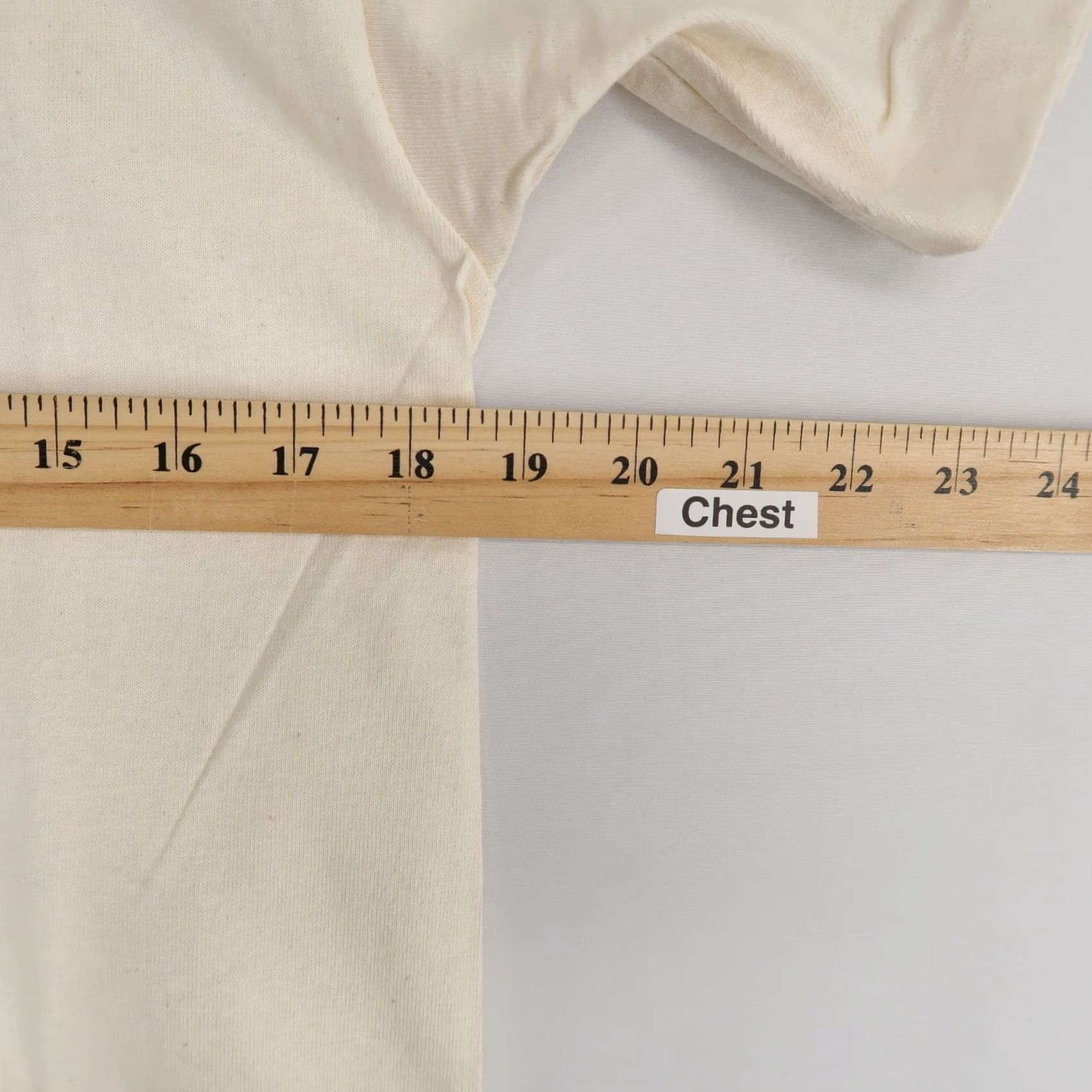 Fruit Of The Loom VINTAGE The Shrewsbury Quest T Shirt Men S Ivory Cream Short Sleeve Crew Neck Graphic 100% Cotton 58742a Size US S / EU 44-46 / 1 - 6 Thumbnail
