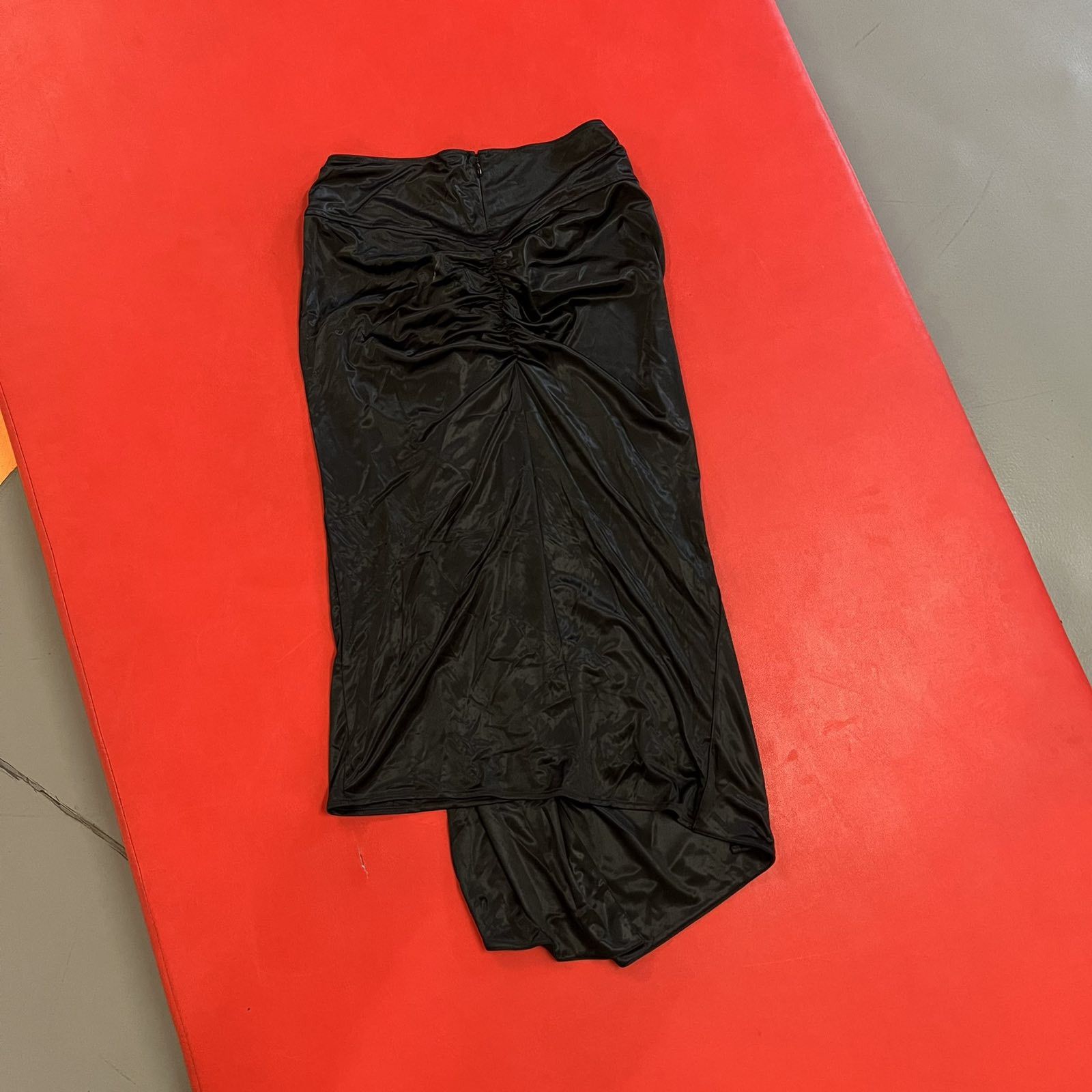 Designer × H&M × Paco Rabanne Rabanne H&M Buckle-Detail Black skirt Size M Size 30" / US 8 / IT 44 - 2 Thumbnail
