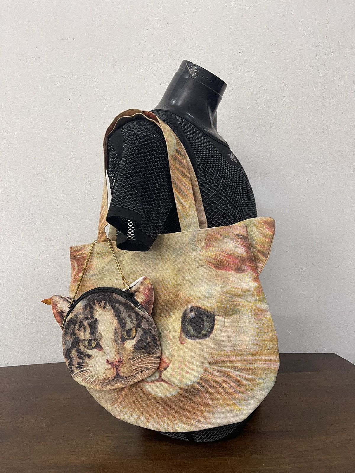 Japan brand ACHACHUM CAT big Tote Bag on sale