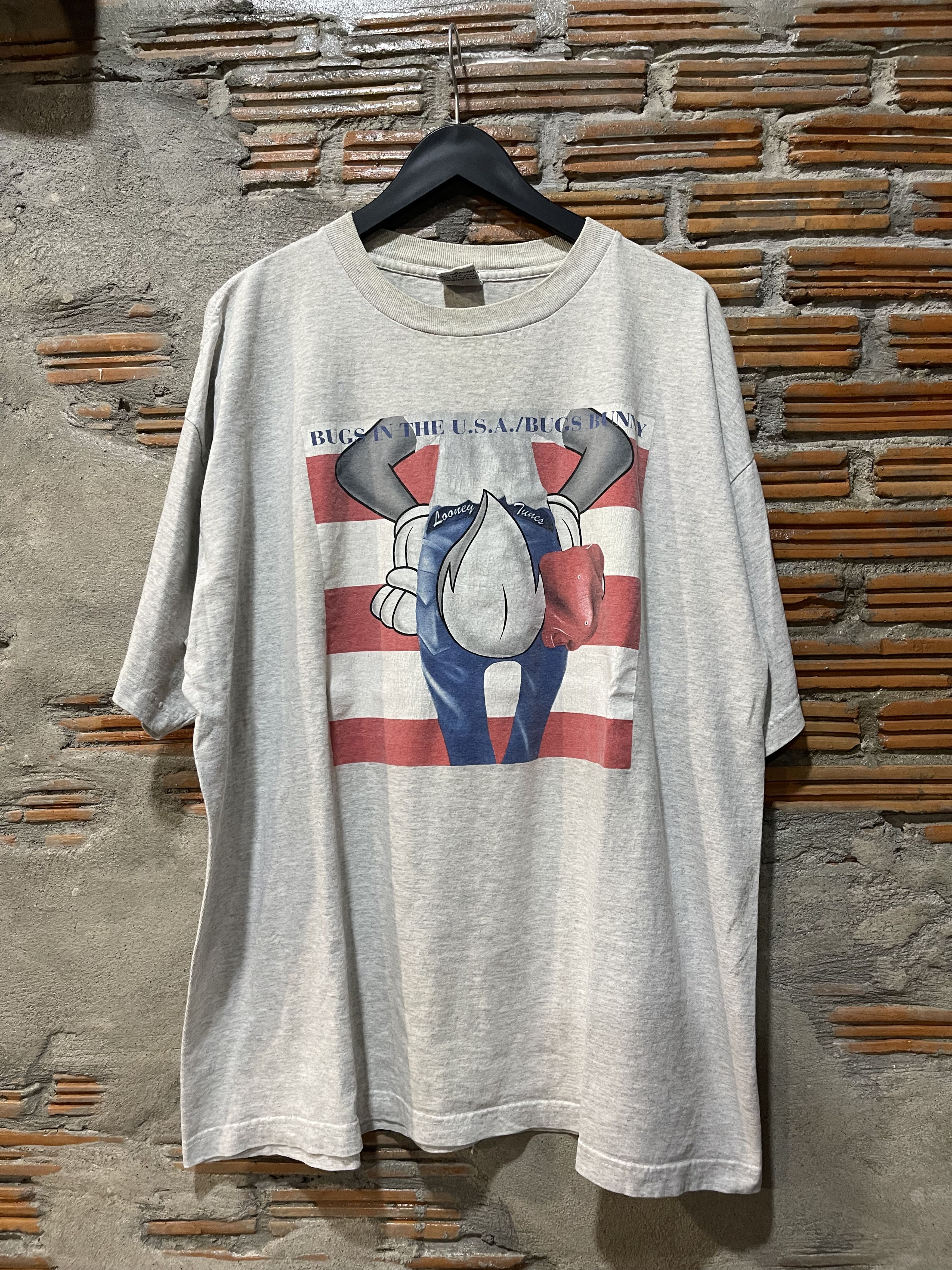 Warner Bros Vintage 1997 Bugs Bunny "Bugs in the USA" Looney Tunes Tee Size US XL / EU 56 / 4 - 7 Thumbnail