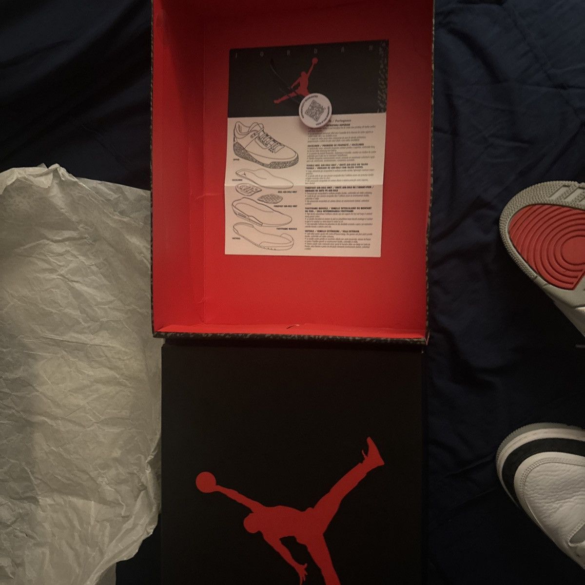 Jordan Brand Fire red jordan 3 2013, 100% authentic Size US 11 / EU 44 - 7 Thumbnail