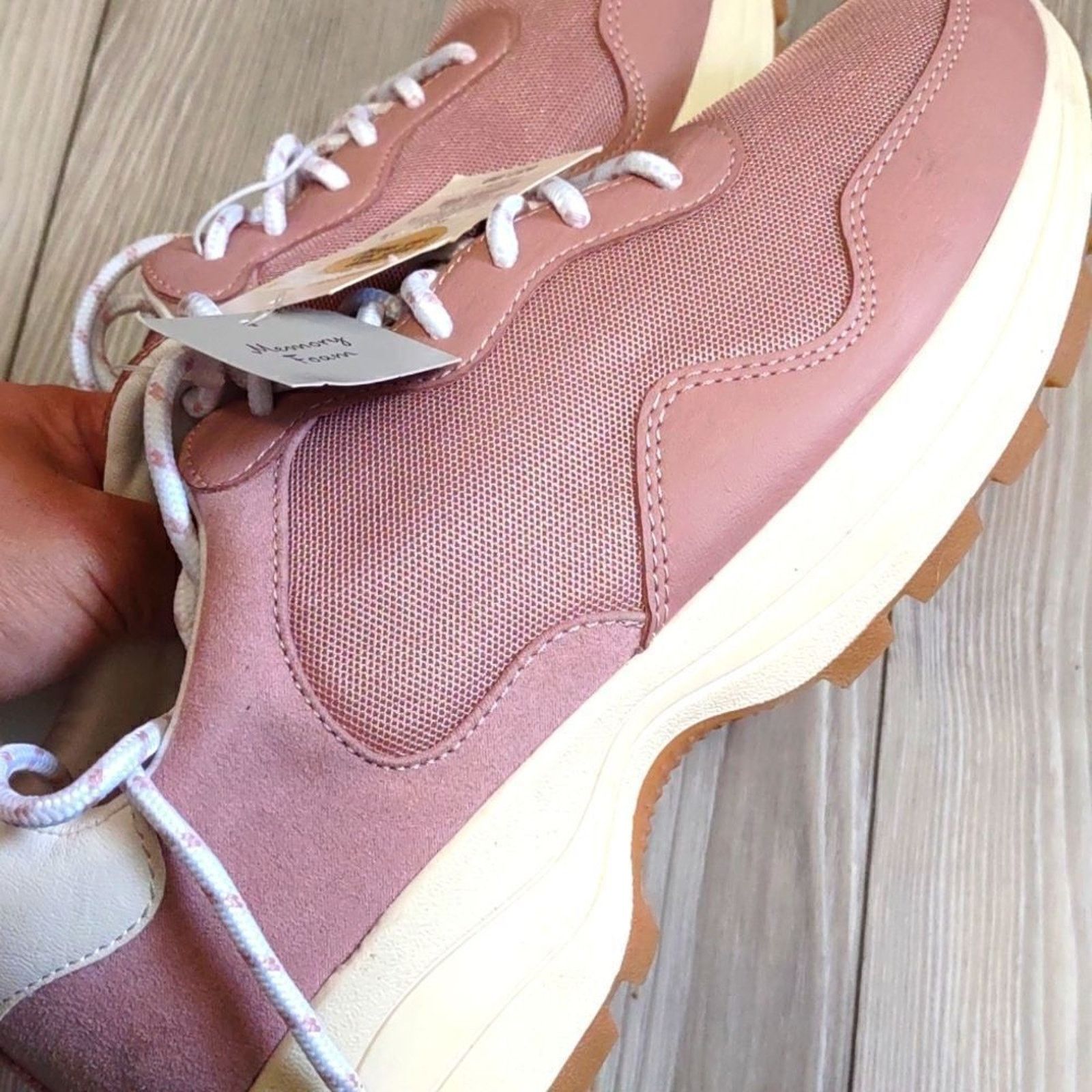 Other (82-2370) A New Day Jojo Sneakers Size 11 Size US 11 / IT 41 - 8 Thumbnail