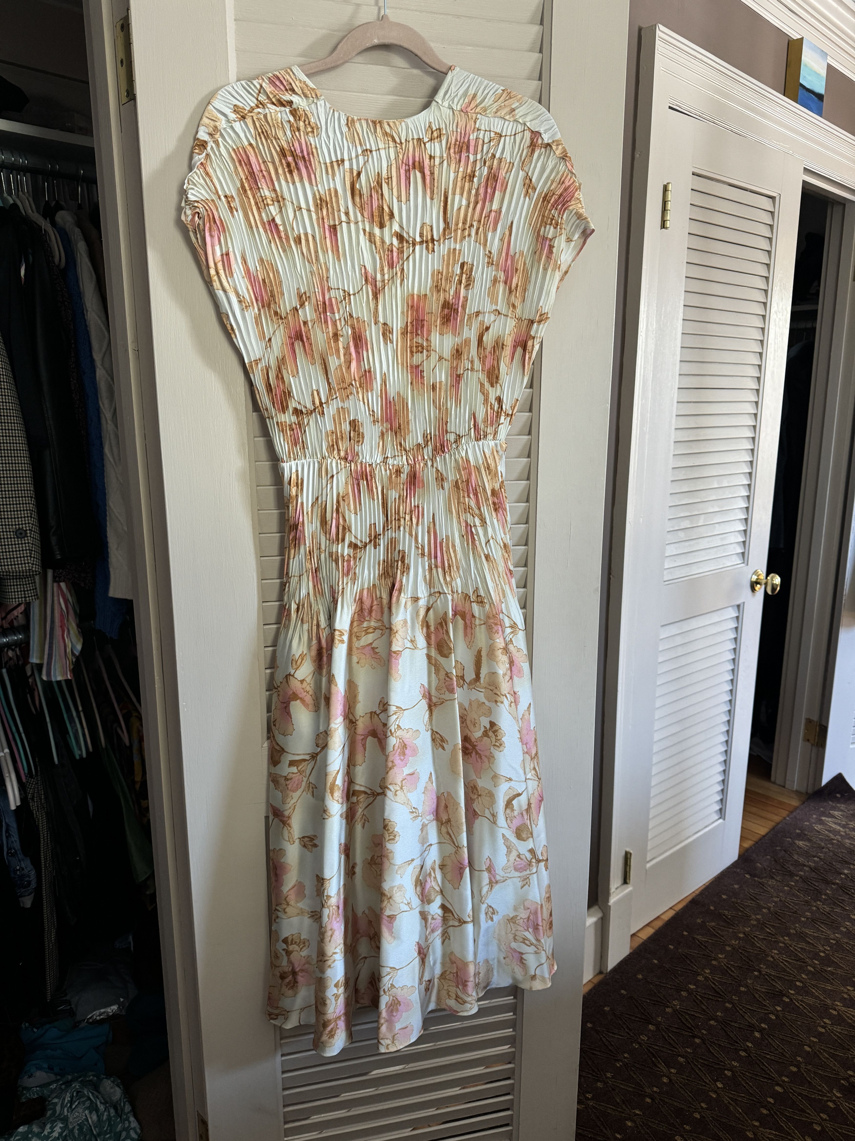 Vince Vince Pleated Floral Silk Dress Size XS / US 0-2 / IT 36-38 - 4 Thumbnail