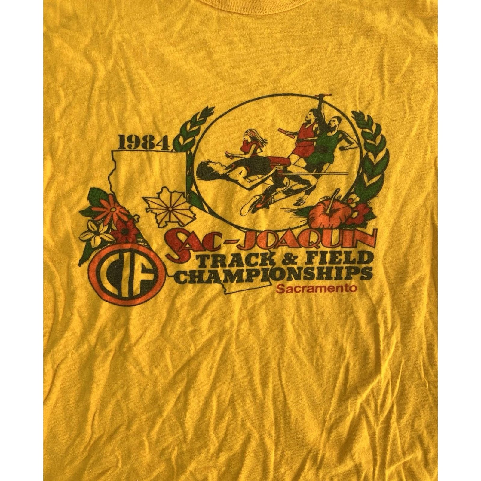 Champion VINTAGE Champion Sacramento T-Shirt XL School Sports 1984 CA 80s California Track & Field Championships Shirt Mens Yellow Size US XL / EU 56 / 4 - 4 Thumbnail
