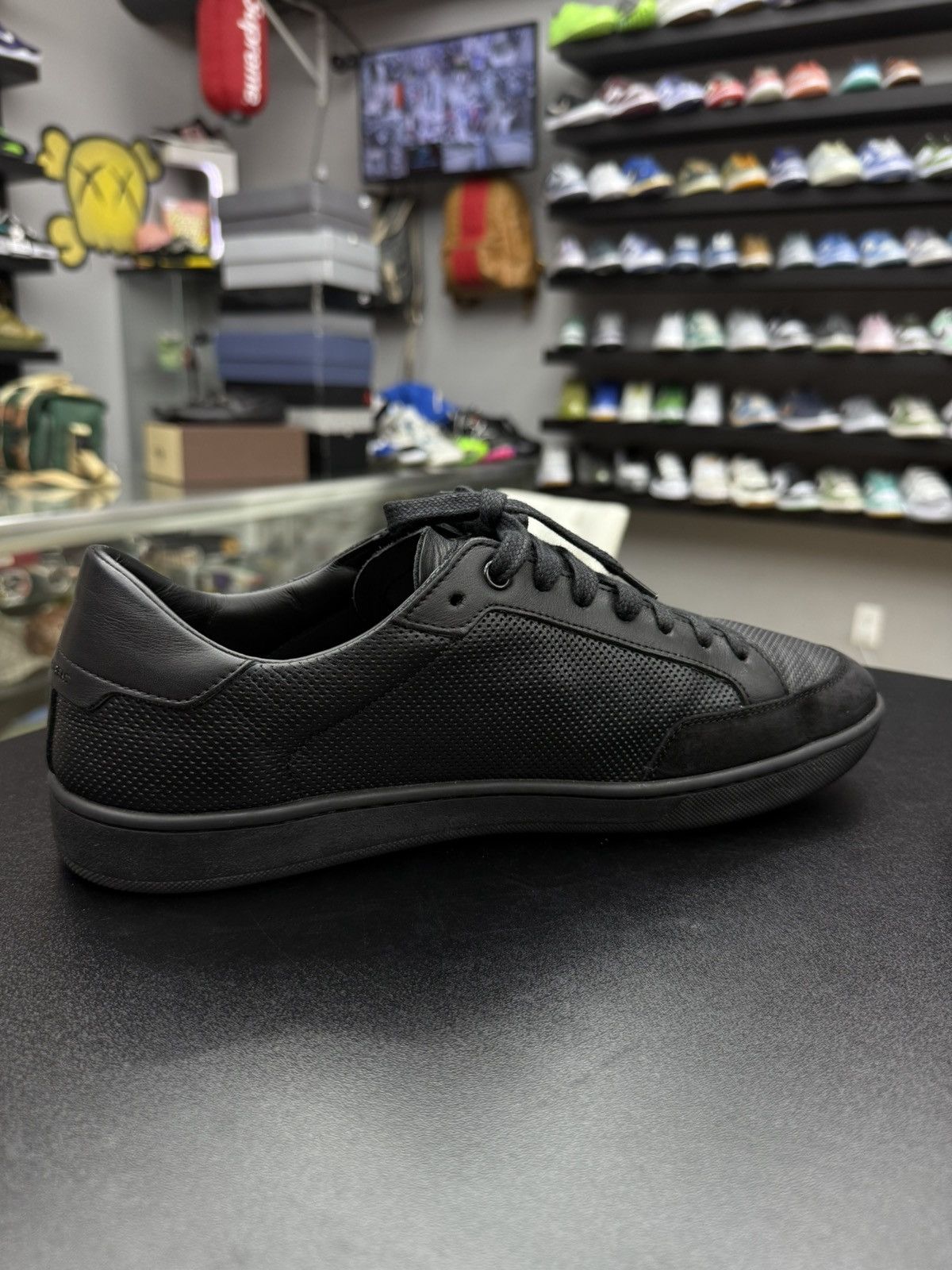 Saint Laurent Paris Saint Laurent Court Classic SL 10 Low Perforated Black 10 US Size US 10 / EU 43 - 17 Thumbnail