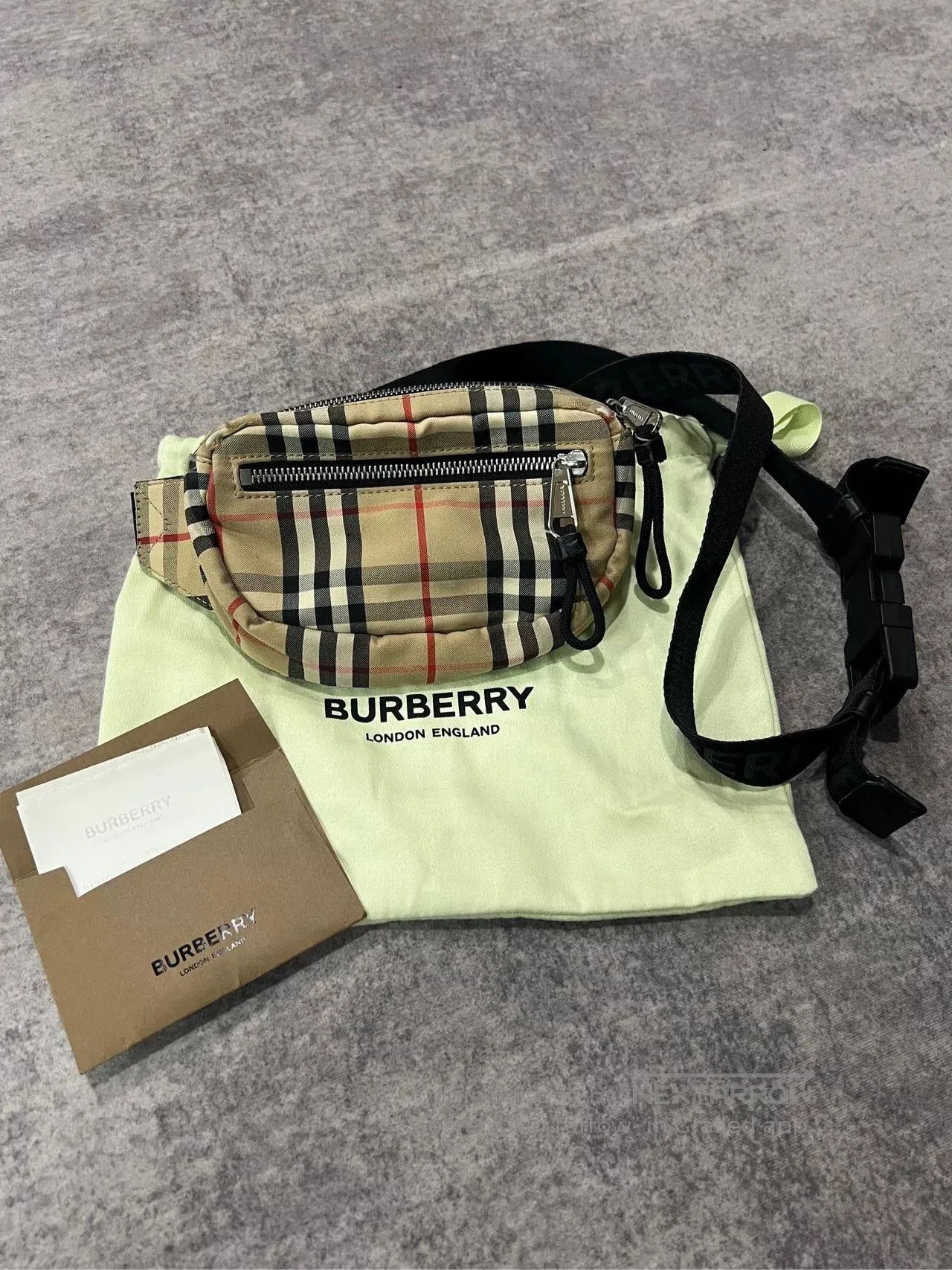 Burberry Burberry Check Fanny Pack. Size ONE SIZE - 1 Thumbnail