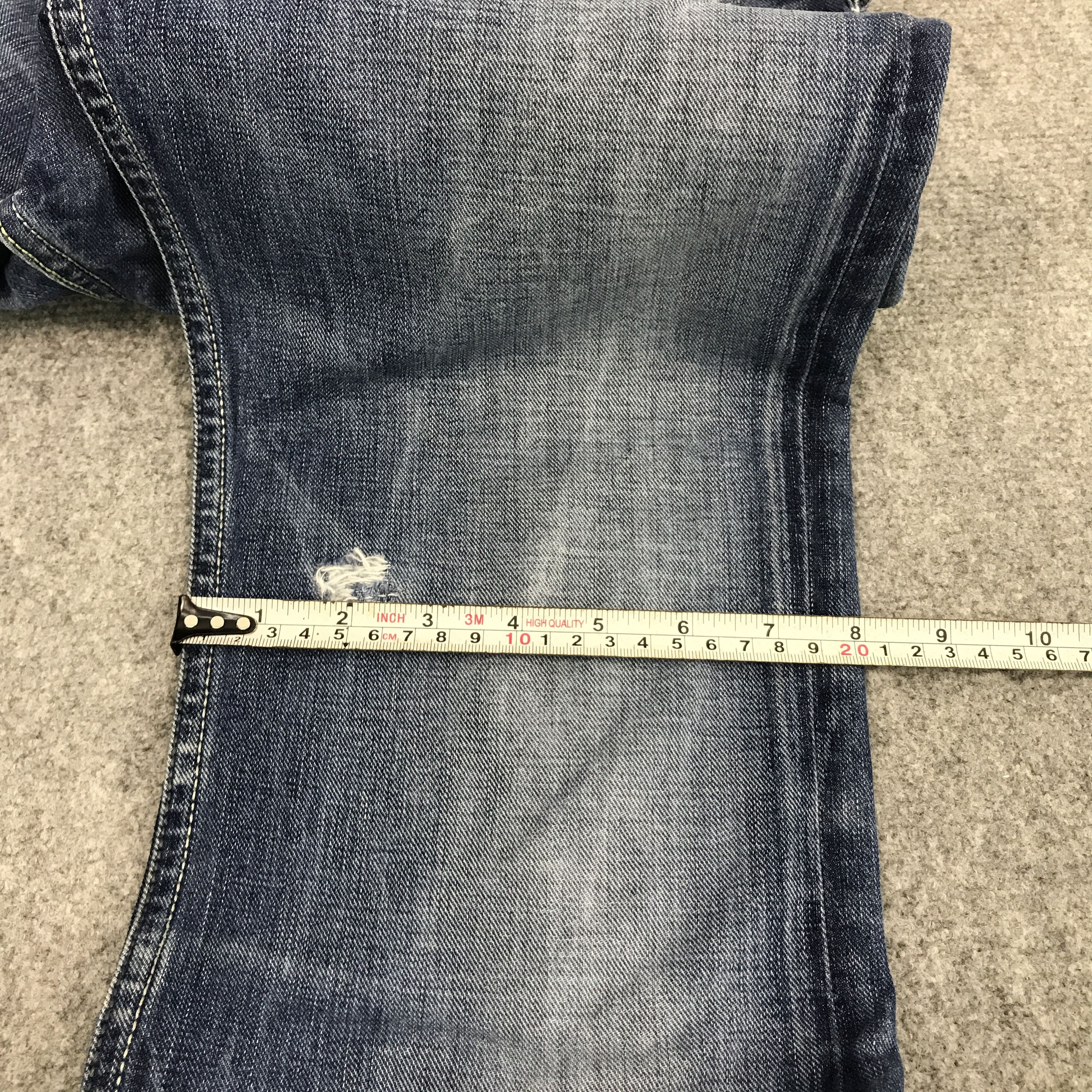 Diesel Bootcut Diesel industry distressed denim pants Size US 28 / EU 44 - 12 Thumbnail