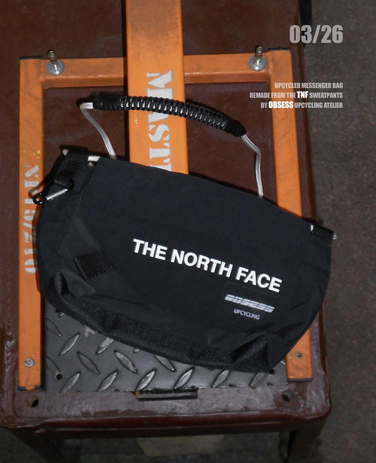 The North Face UPCYCLED TNF BLACK MESSENGER BAG BY OBSESS UPCYCLING ATELIER Size ONE SIZE - 1 Thumbnail