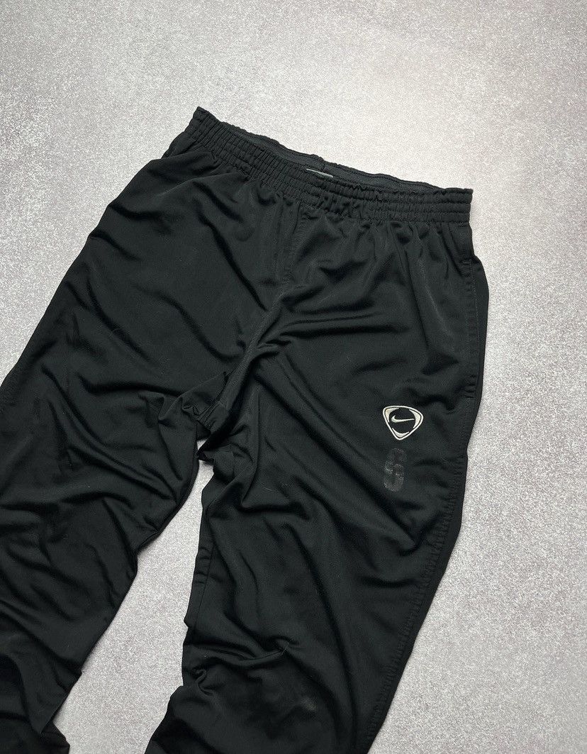 Nike × Vintage Vintage Nike Swoosh Baggy Trackpants Y2K M Size US 32 / EU 48 - 2 Thumbnail